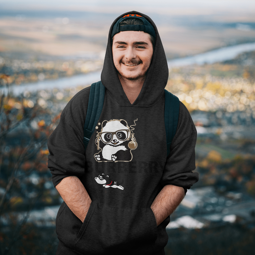 Burberryスウェット クル パーカー プリント  綿　男女兼用