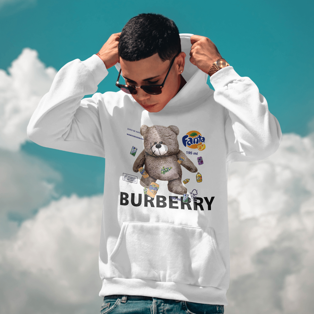 Burberryスウェット クル パーカー プリント  綿　男女兼用