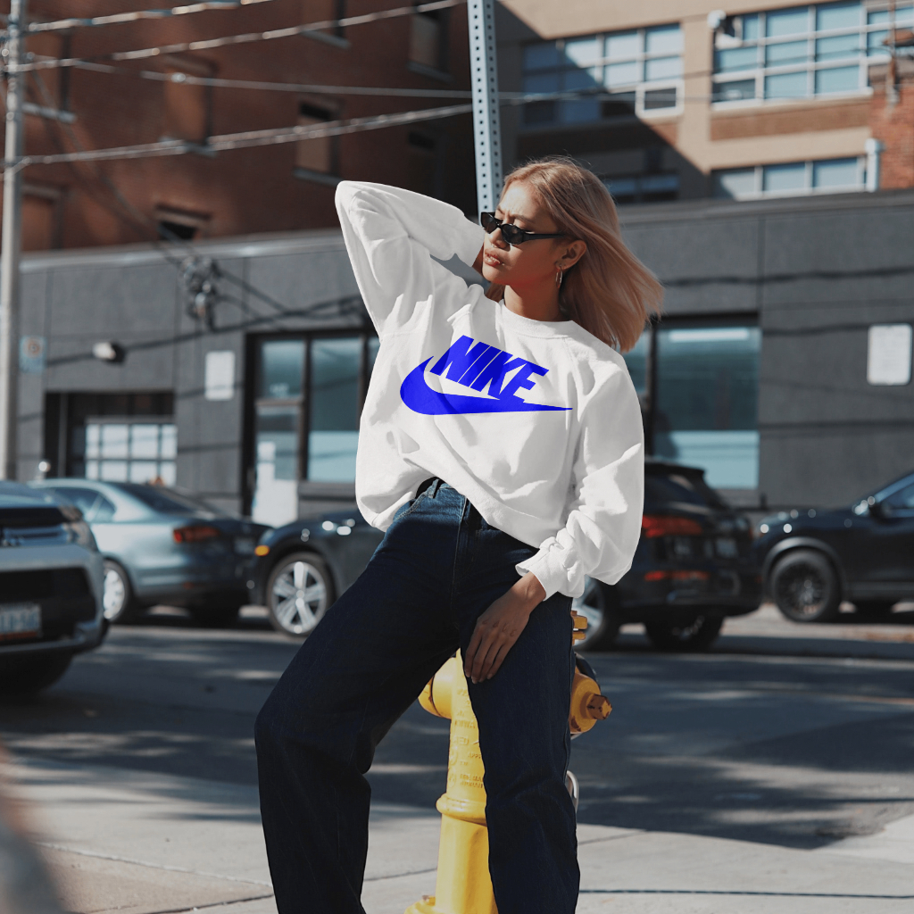 NIKEスウェット クル パーカー プリント  綿　男女兼用