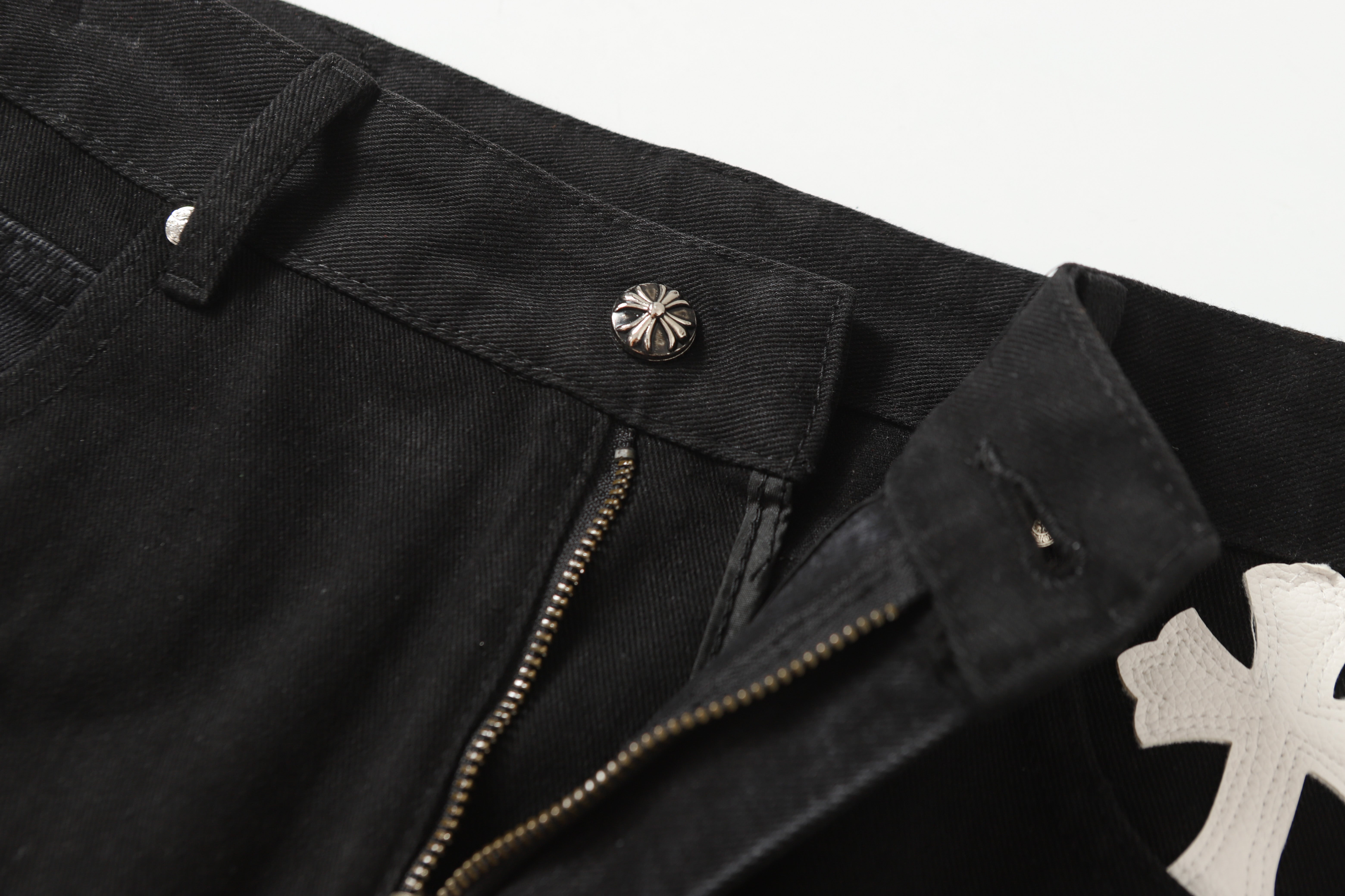 【Chrome Hearts】クロムハーツ 新作パンツ 506