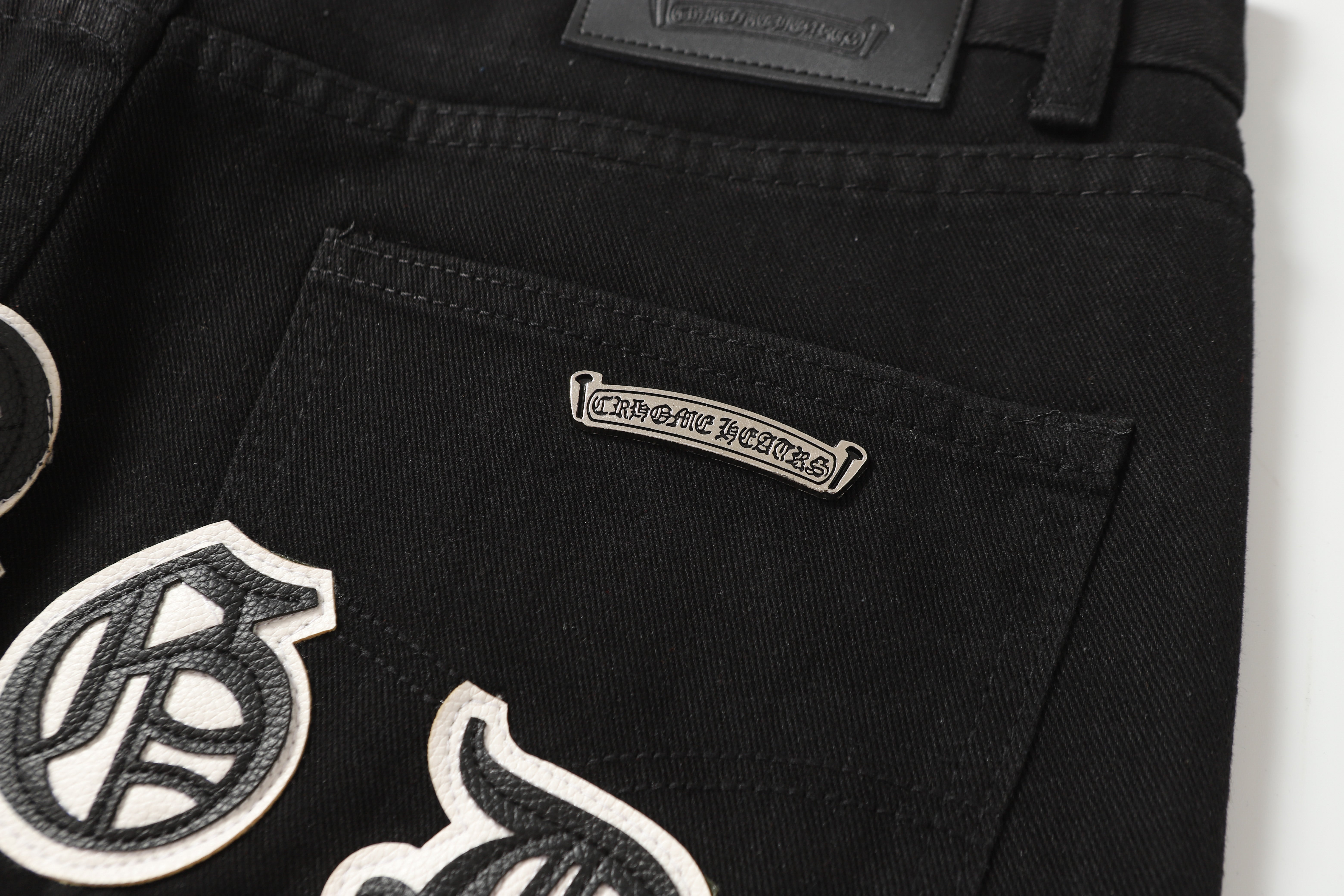 【Chrome Hearts】クロムハーツ 新作パンツ 506