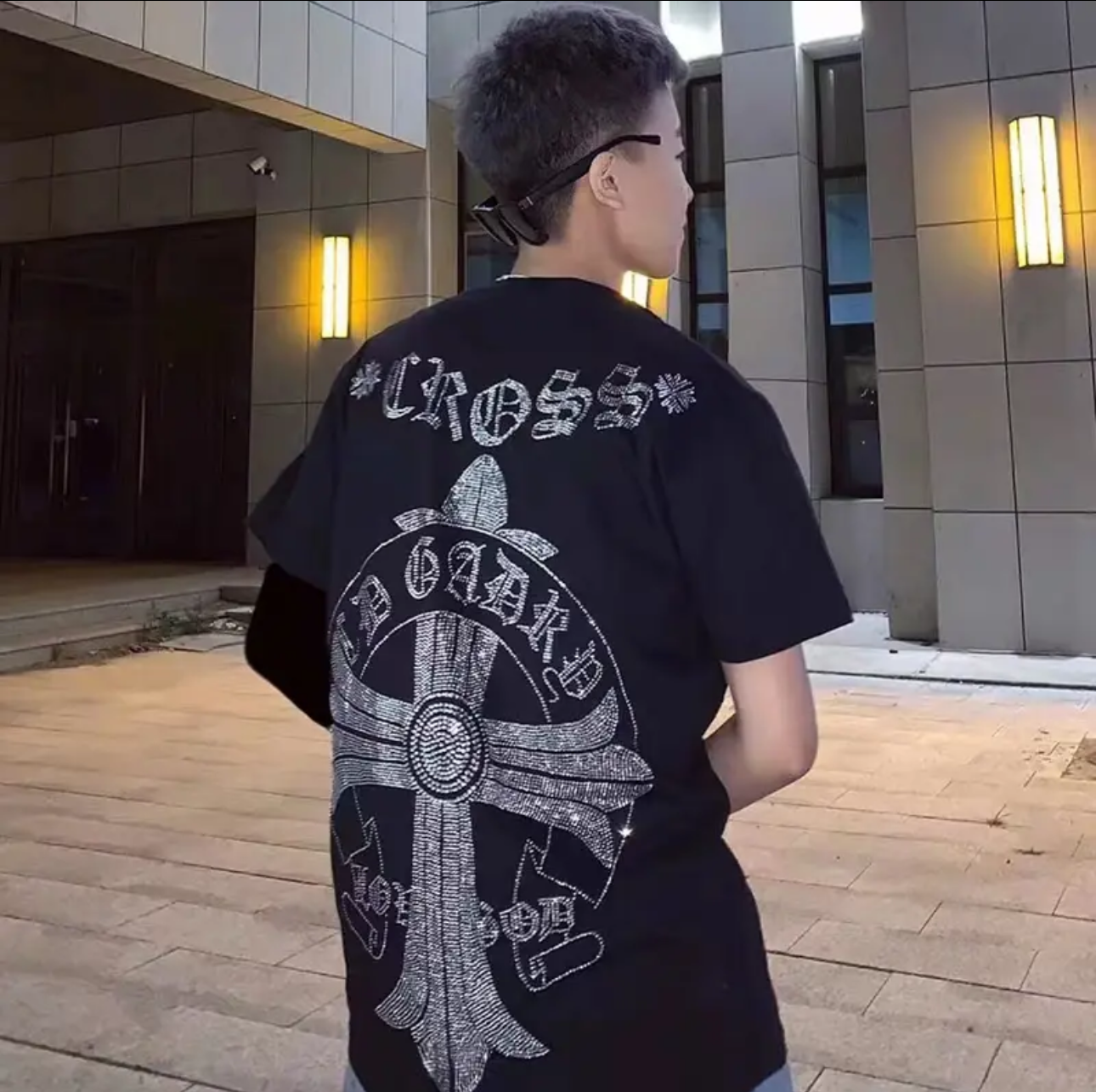 【Chrome Hearts】クロムハーツ Tシャツ サンスクリット文字 クロスラインストーン 半袖