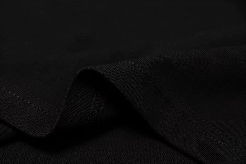 【Chrome Hearts】十字架 Tシャツ 2025年モデル 綿100％ ユニセックス 梵字刺繍入り 半袖