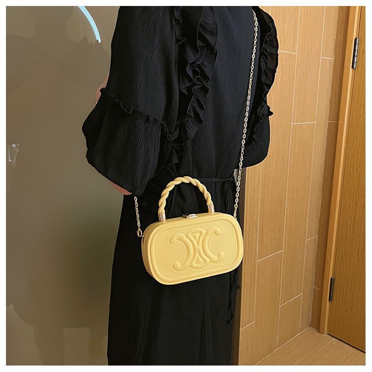 新作 CELINE♪ ショルダーバッグ ハンドバッグ ミニ