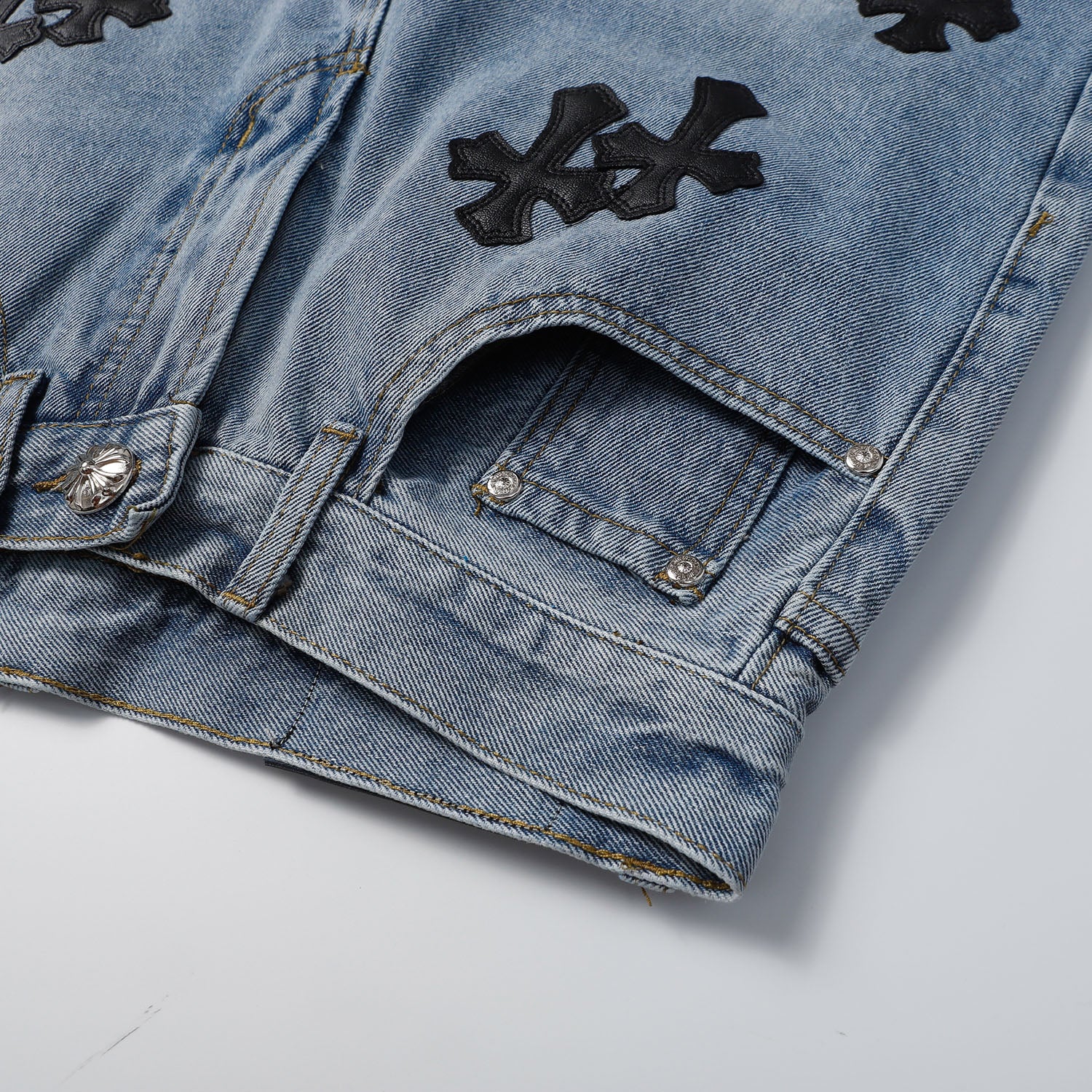 【Chrome Hearts】クロムハーツ 新作デニムショートパンツ 9919