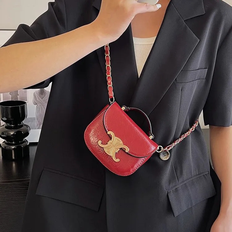 新作 CELINE♪ショルダーバッグ ミニ