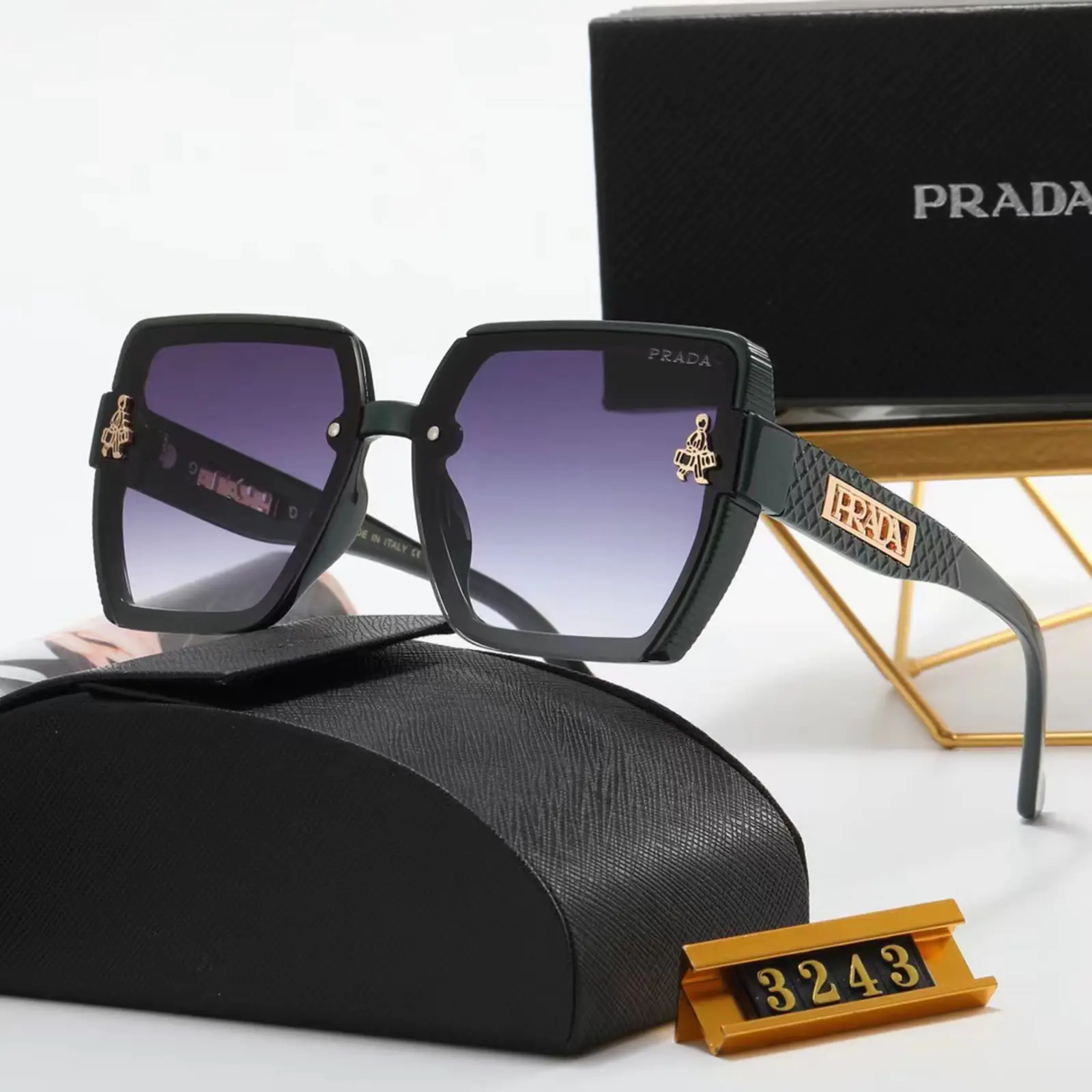 Prada サングラス S0004