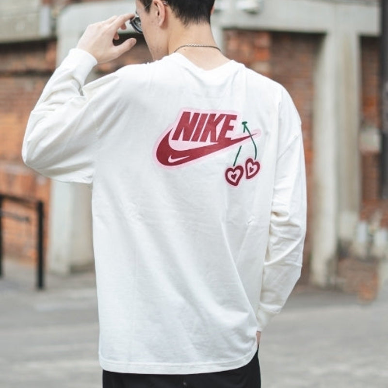 NIKE パーカー H0047