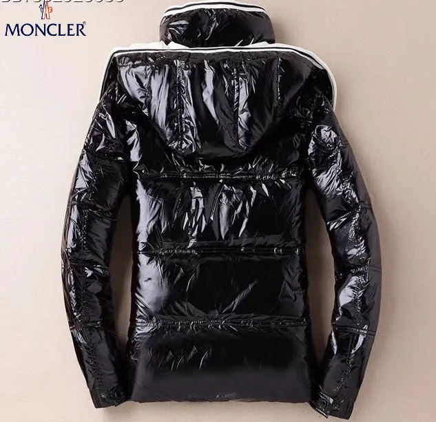【MONCLER】（モンクレール） ダウンジャケット 長袖パーカー
