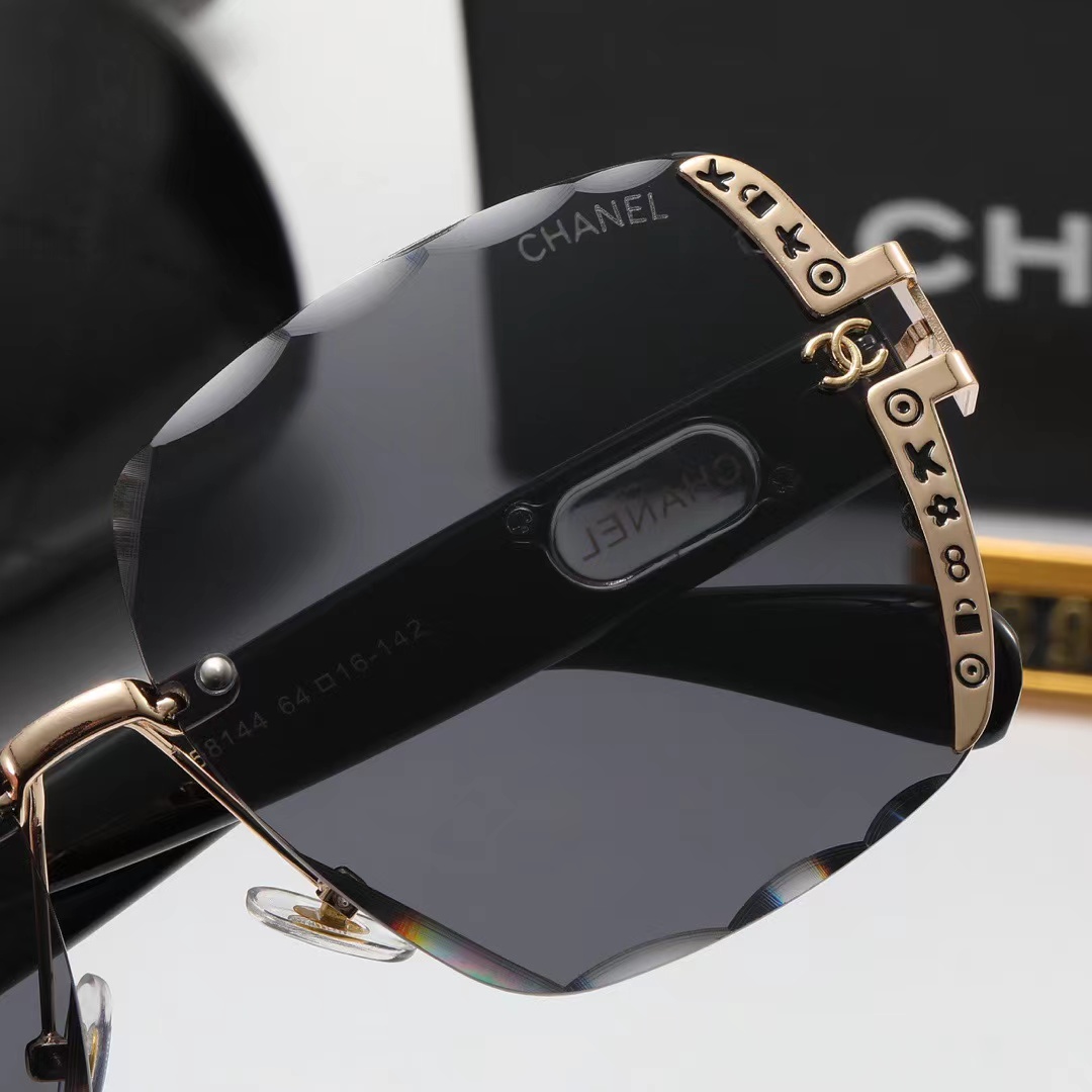 CHANEL サングラス C0004