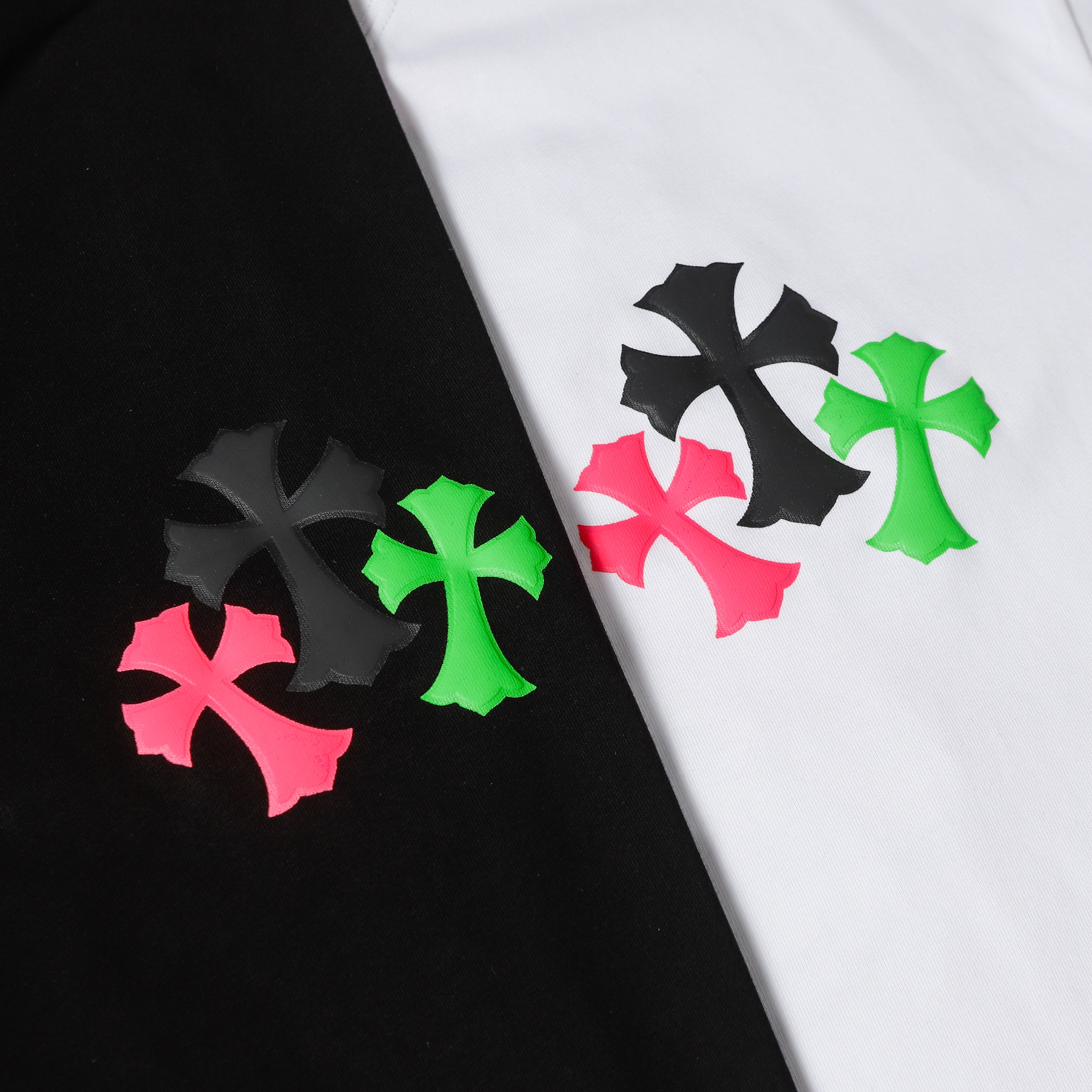 クロムハーツ Tシャツ 半袖 Chrome Hearts New T-shirts 2250