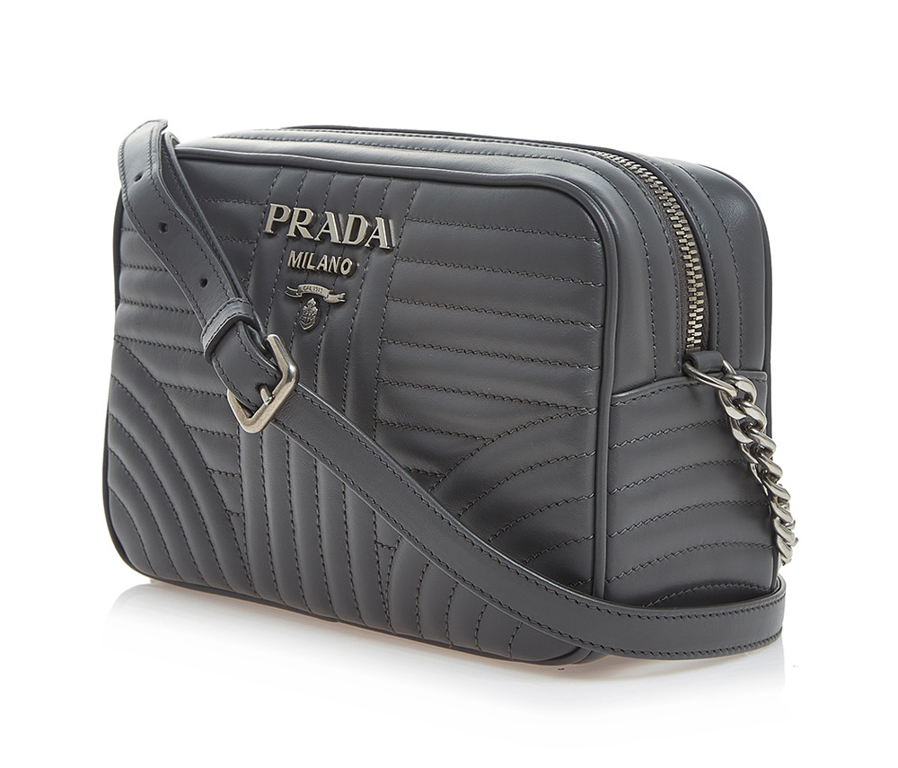 PRADA プラダ ダイアグラム レザーバッグ