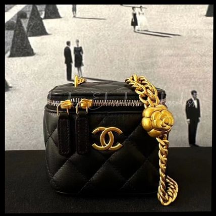 大人気バニティmini ♡CHANEL♡シャネル ミニヴァニティバッグ ハートモチーフが可愛い♪