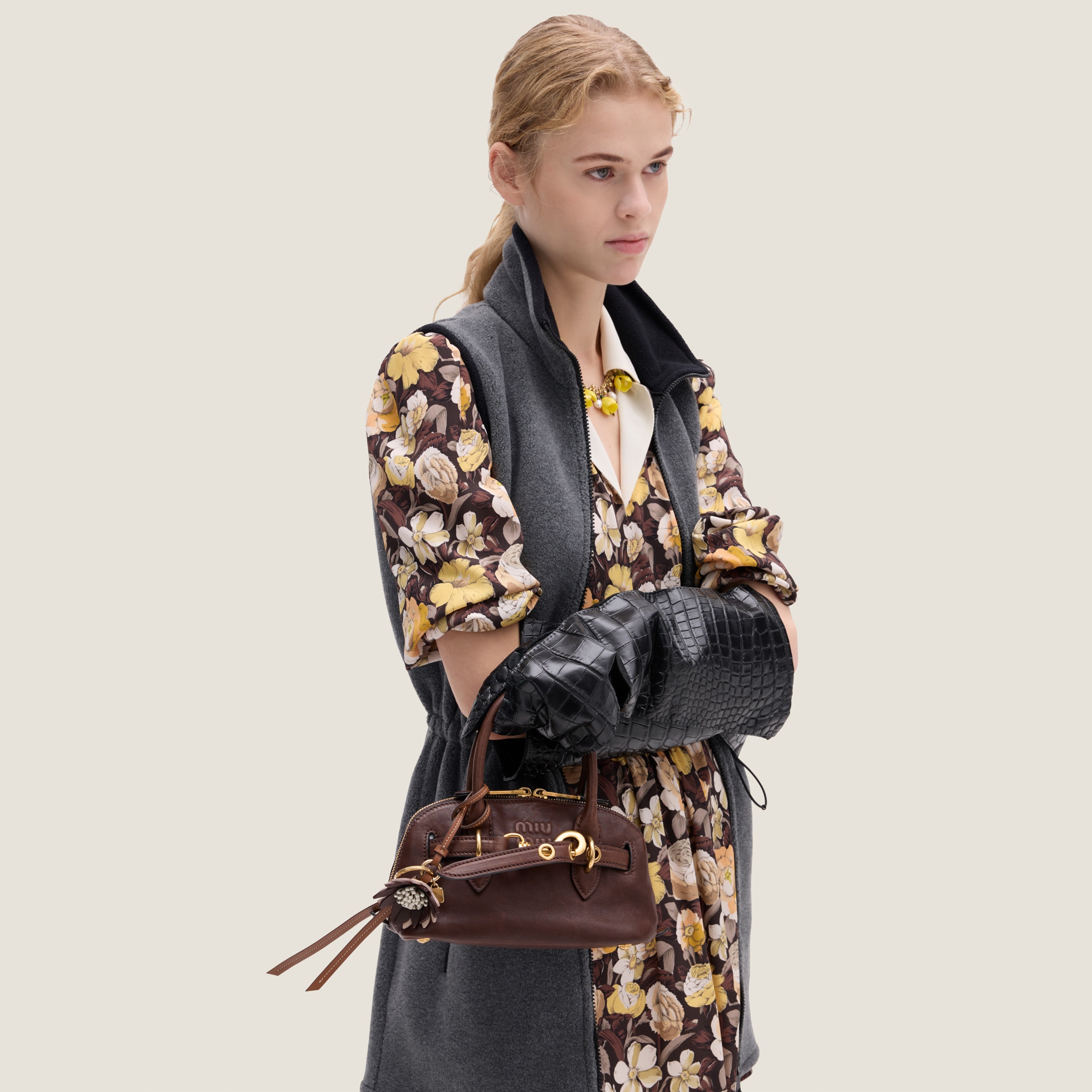 【新作】MIU MIU/ミュウミュウ ★アバンチュール ミニ ナッパレザー バッグ 【ミニ】