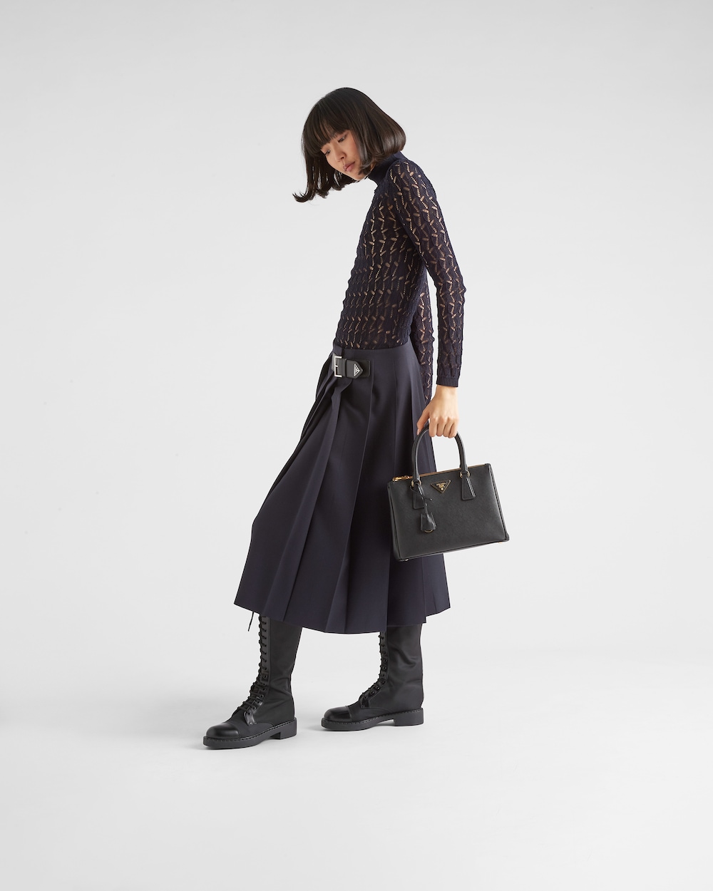 ★PRADA直営店★ラージ サフィアーノ レザー ハンドバッグ