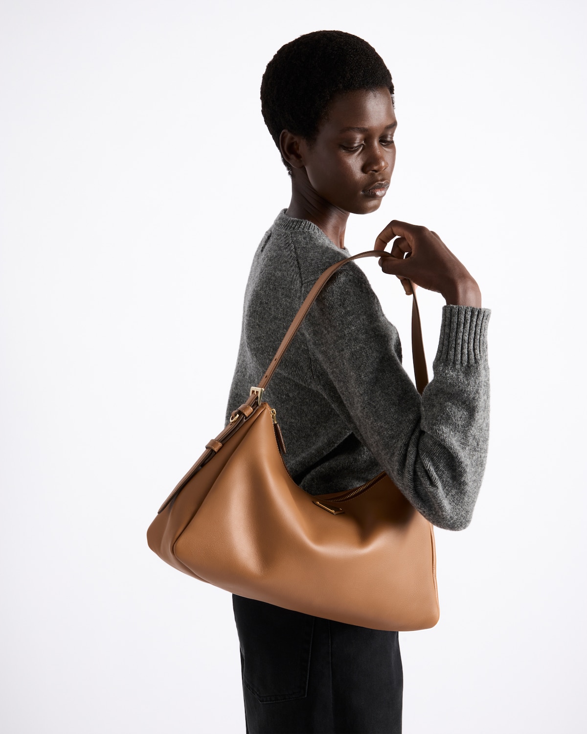 PRADA プラダ エメ ラージ レザー ショルダーバッグ