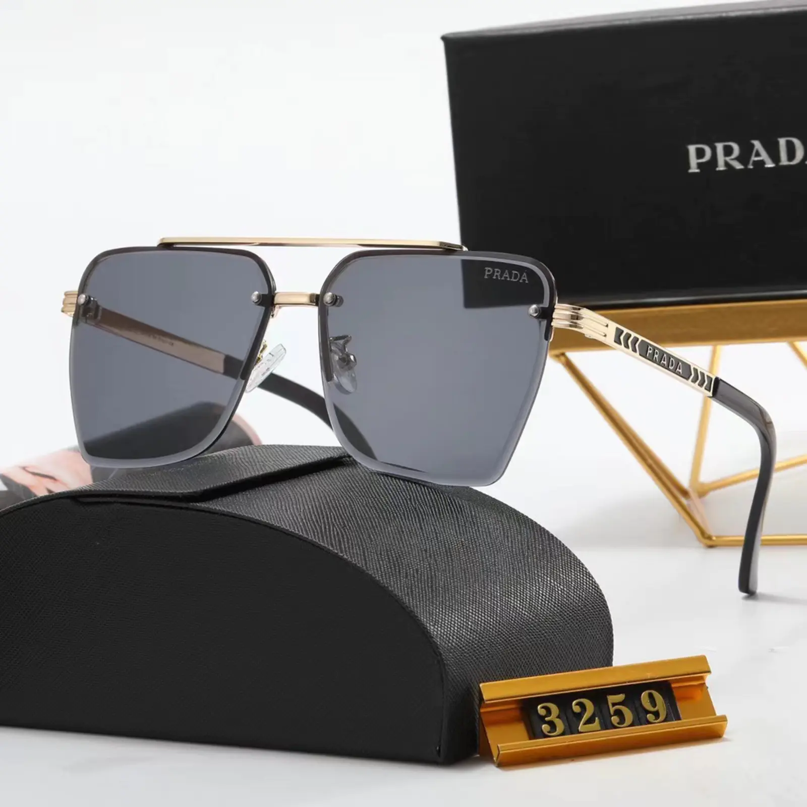 Prada サングラス S0011