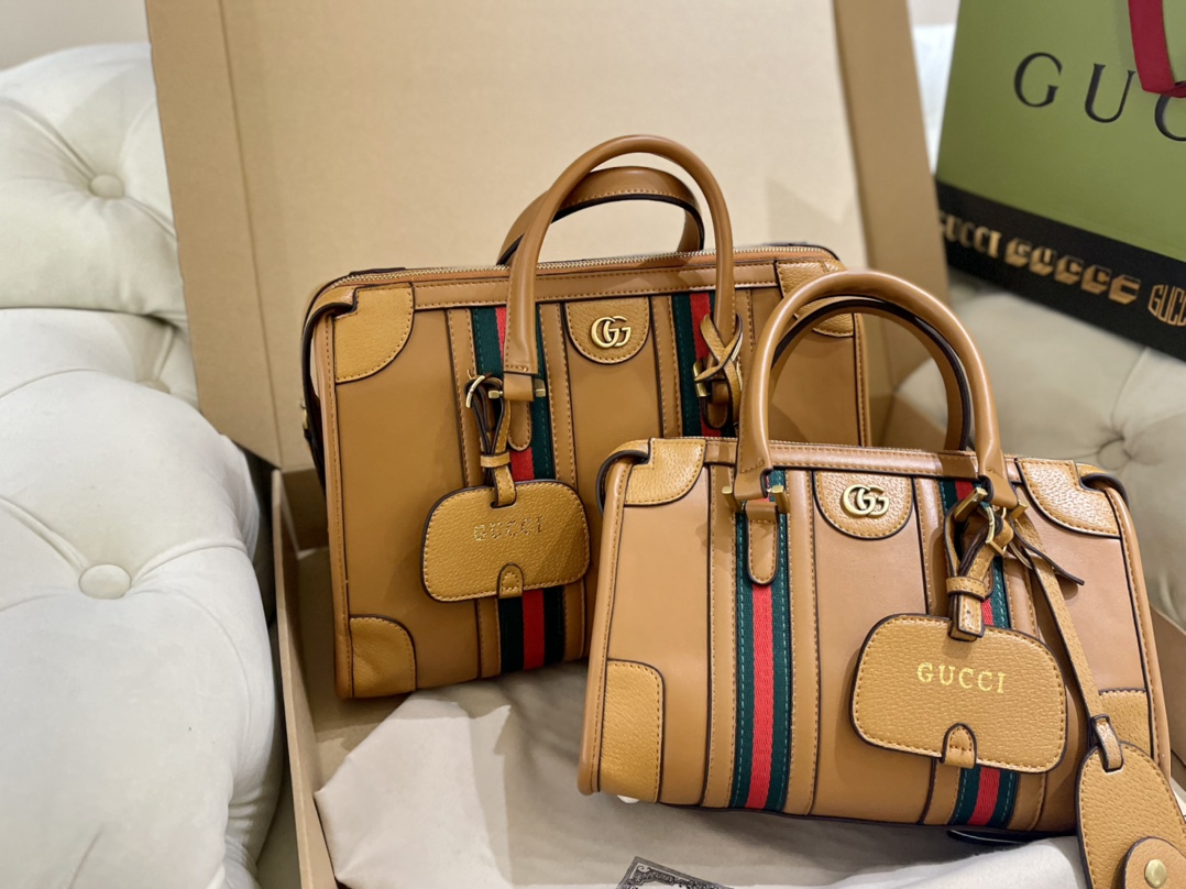 Gucci グッチ 🔥ボストン枕バッグ🔥