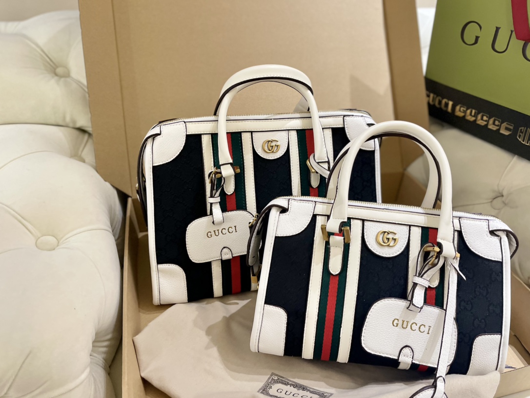 Gucci グッチ 🔥ボストン枕バッグ🔥