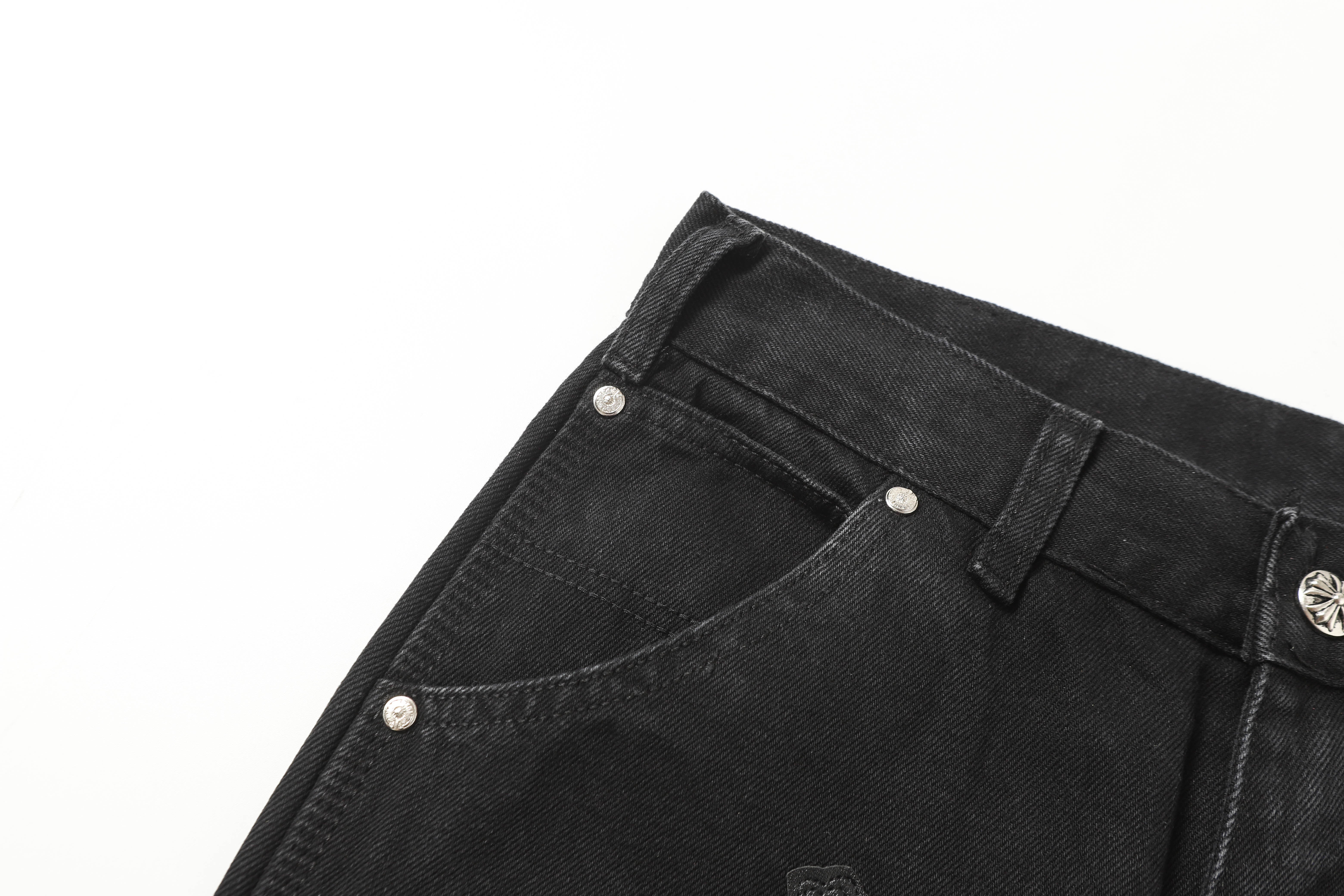 【Chrome Hearts】クロムハーツ ヴィンテージクロスパッチワーク ウォッシュドカーペンターデニムショートパンツ 9902