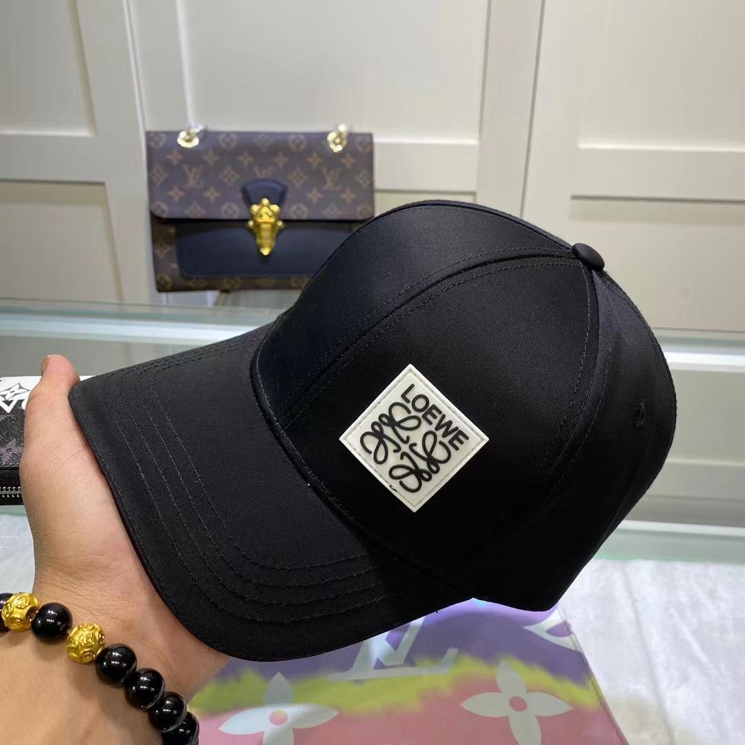 🔥2 個購入すると、最低価格の 1 個が無料になります🔥【LOEWE】ロエベ ベースボールキャップ