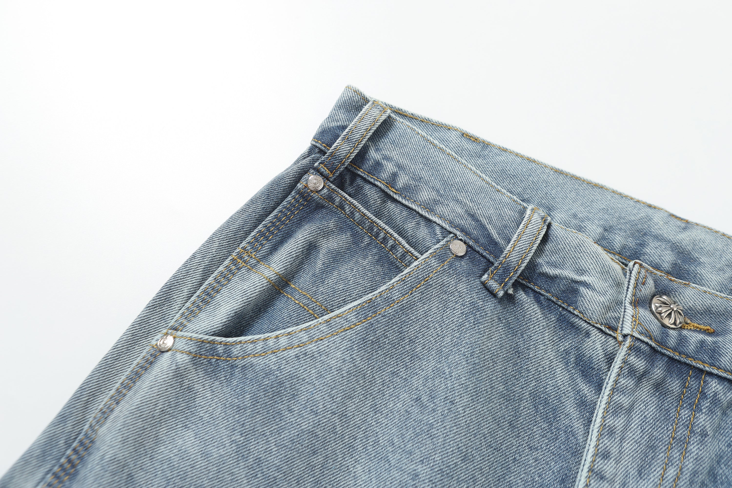 【Chrome Hearts】クロムハーツ ヴィンテージクロスパッチワーク ウォッシュドカーペンターデニムショートパンツ 201