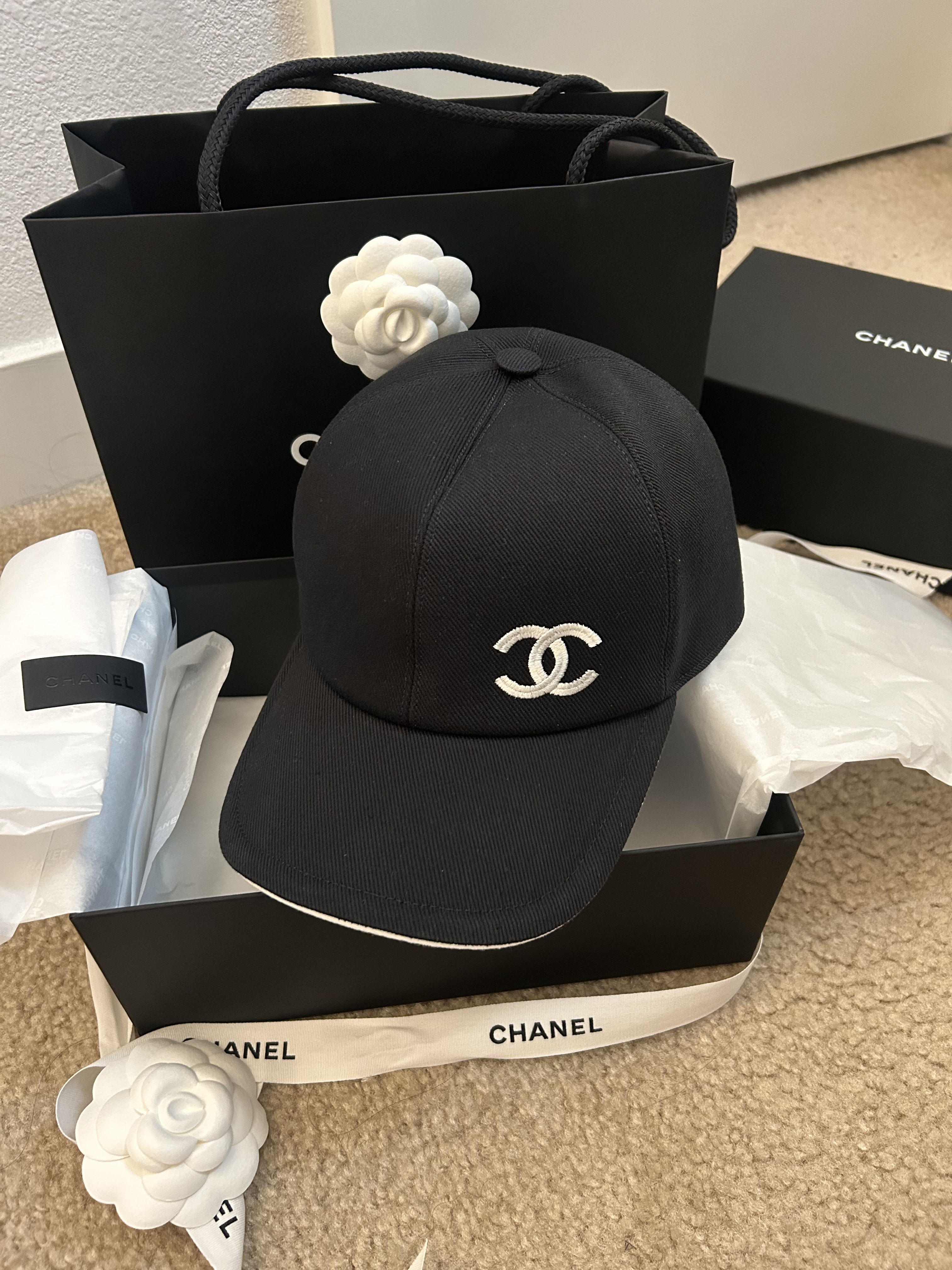 【Chanel】 シャネル 2025新作 ロゴキャップ 25P