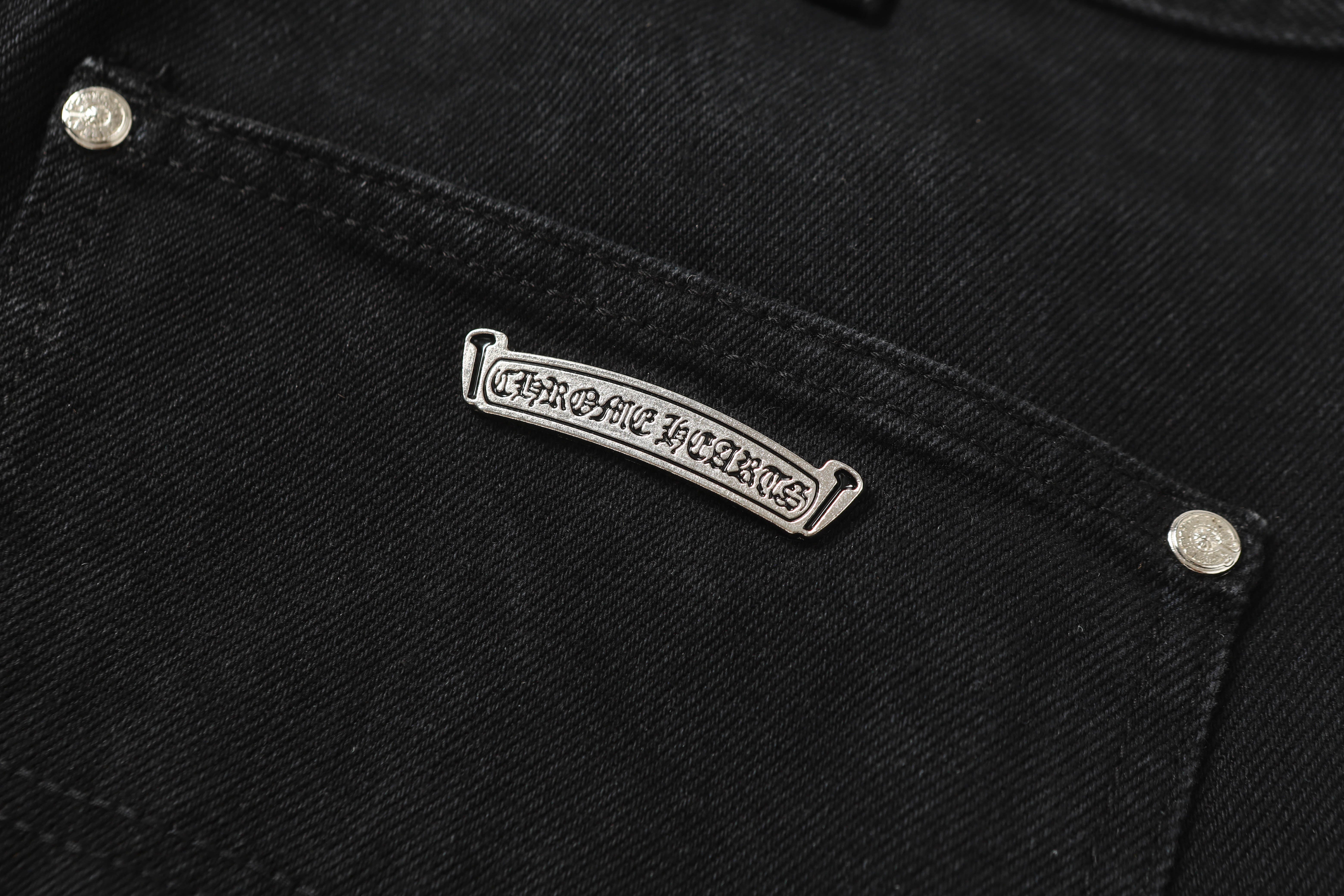 【Chrome Hearts】クロムハーツ ヴィンテージクロスパッチワーク ウォッシュドカーペンターデニムショートパンツ 9902