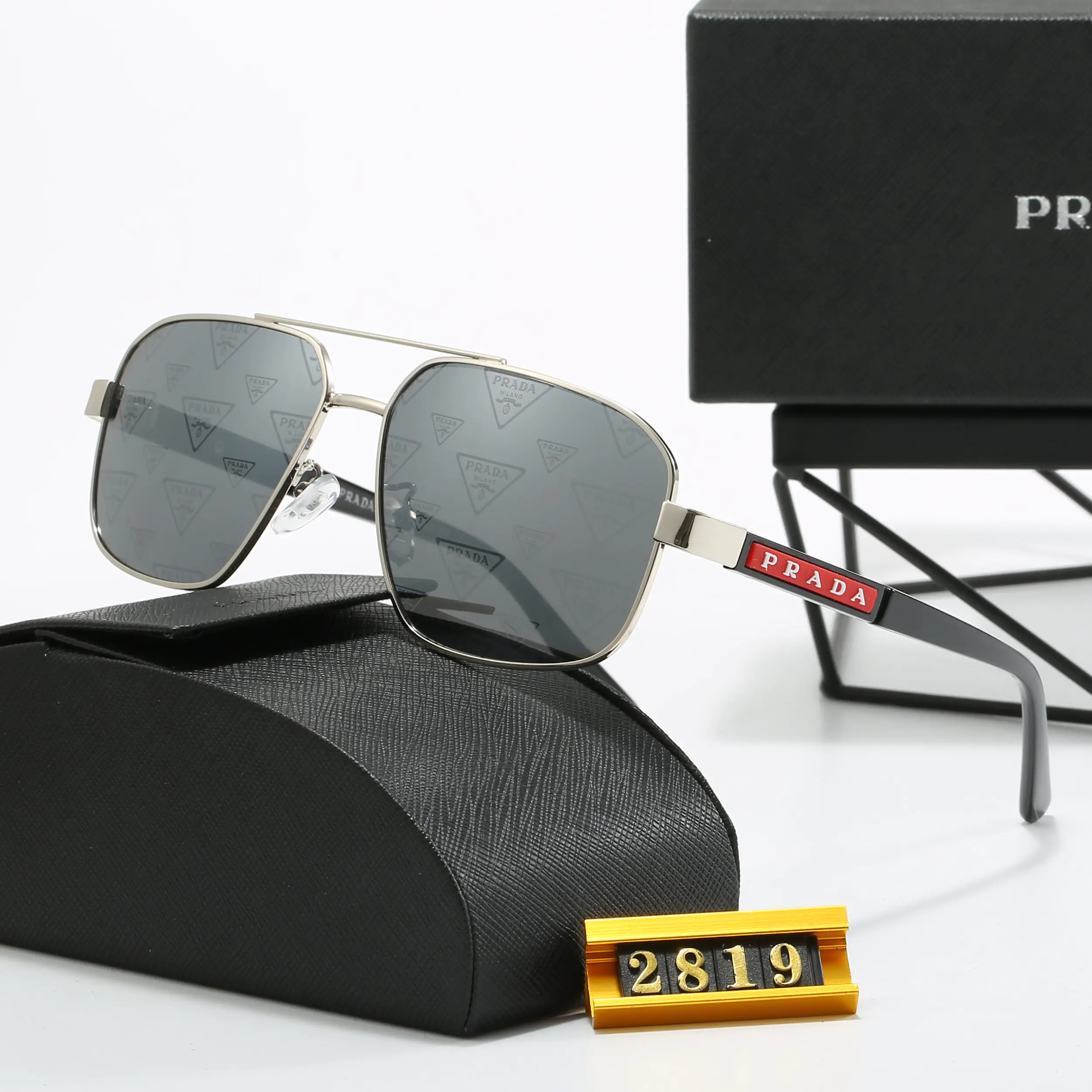Prada サングラス S0003