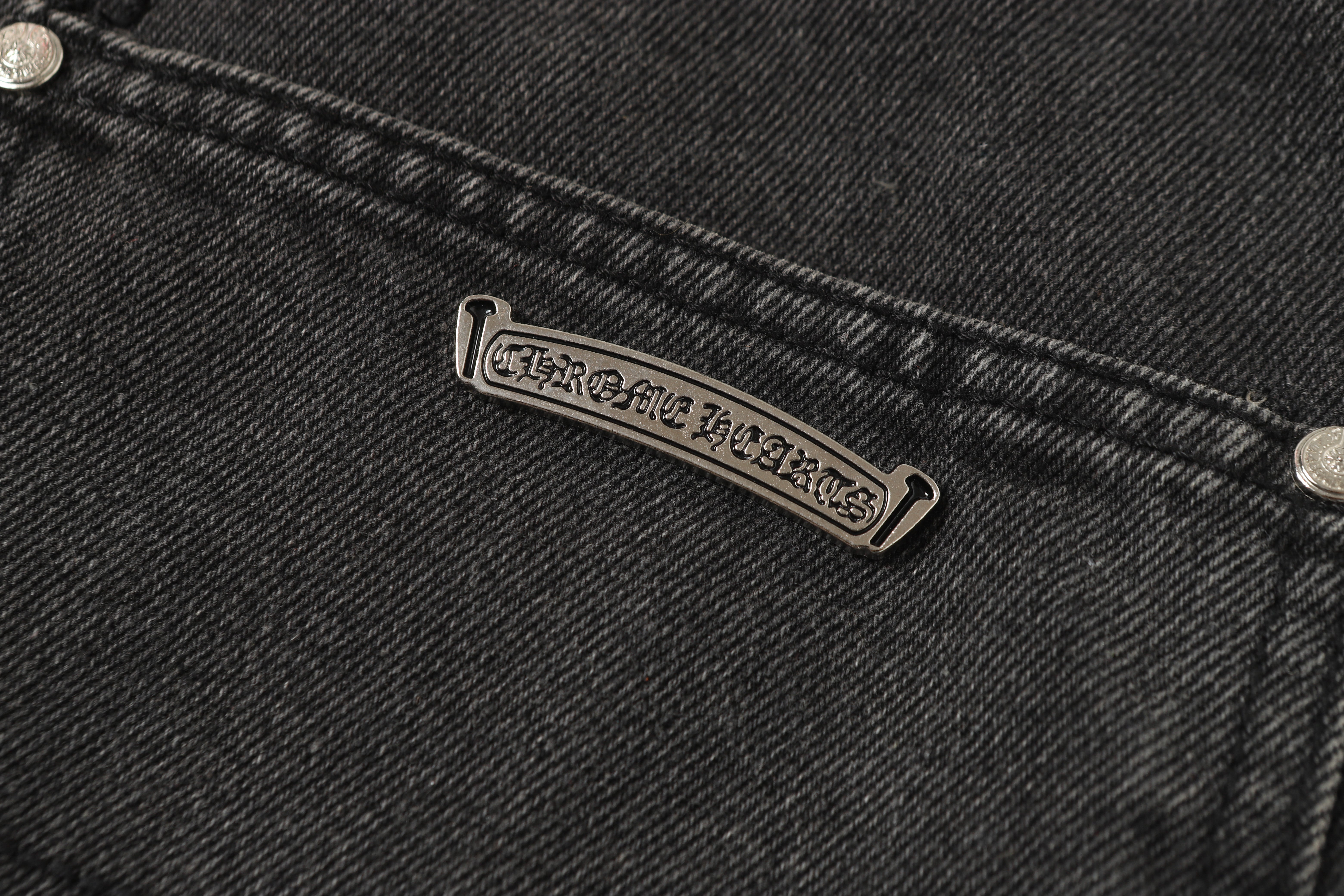 【Chrome Hearts】クロムハーツ ヴィンテージクロスパッチワーク ウォッシュドカーペンターデニムショートパンツ 9903