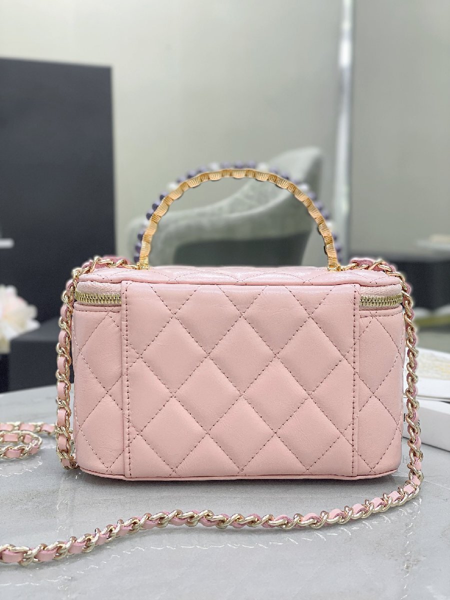 CHANEL シャネル チェーンクラッチ バニティ【ときめくパールハンドル♡気品に満たされる】ピンク ブラック
