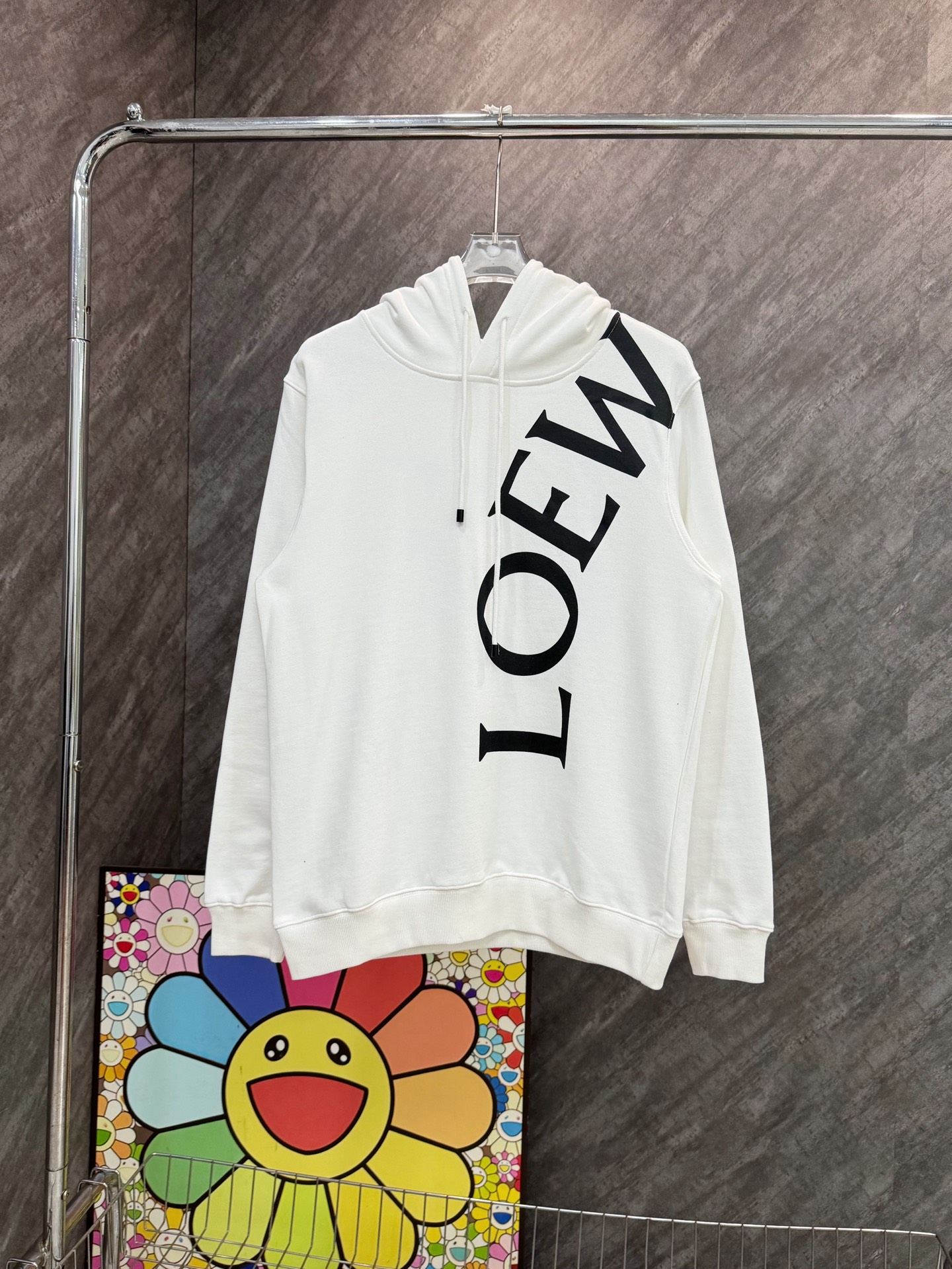 【 LOEWE旗艦店】ロエベ-ご好評に付き再入荷！！
