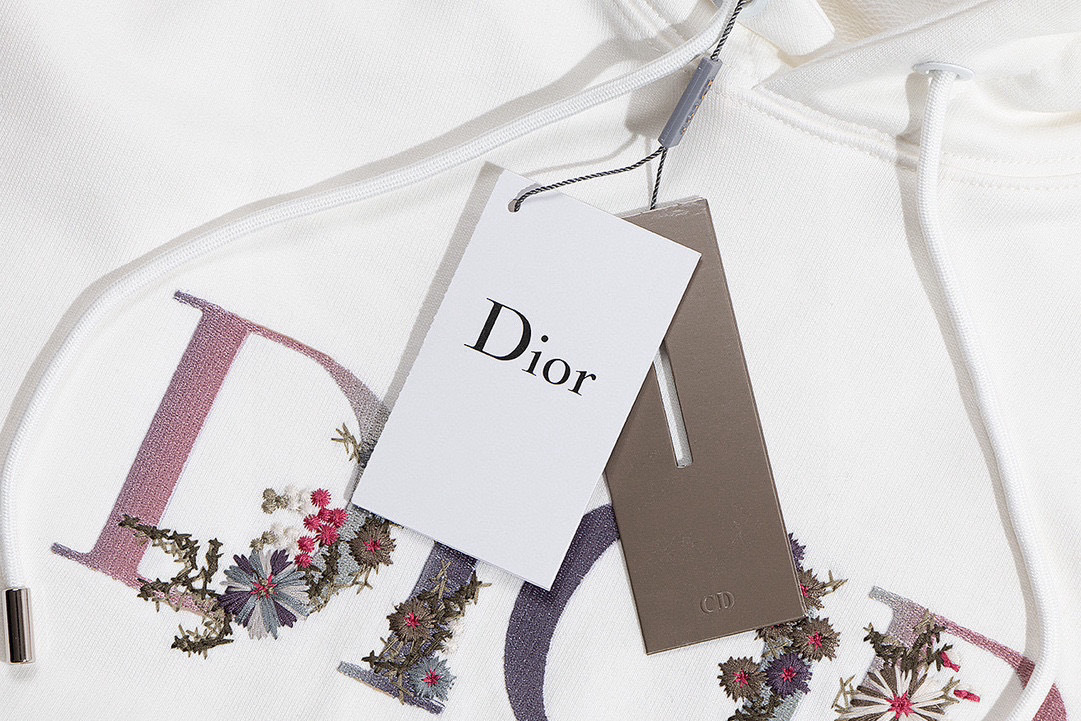 【DIOR】（ディオール ）パーカー 即日出荷 ご好評に付き再入荷！