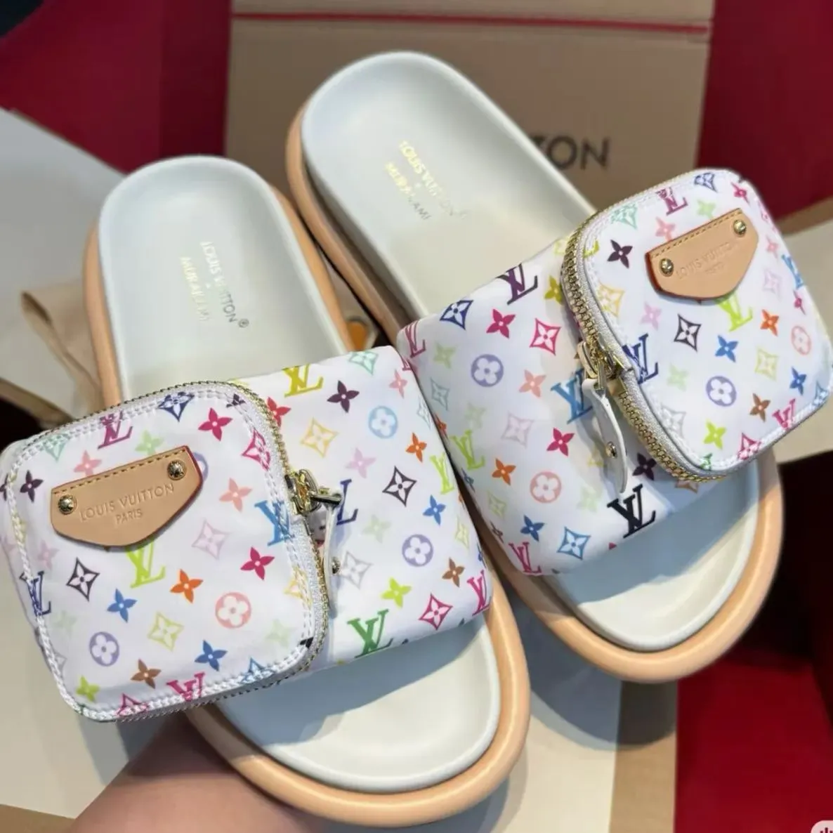 🔥50%OFF🔥🎐LOUIS VUITTON 新しいベルクロプラットフォームシルクサテンエンボスサンダル