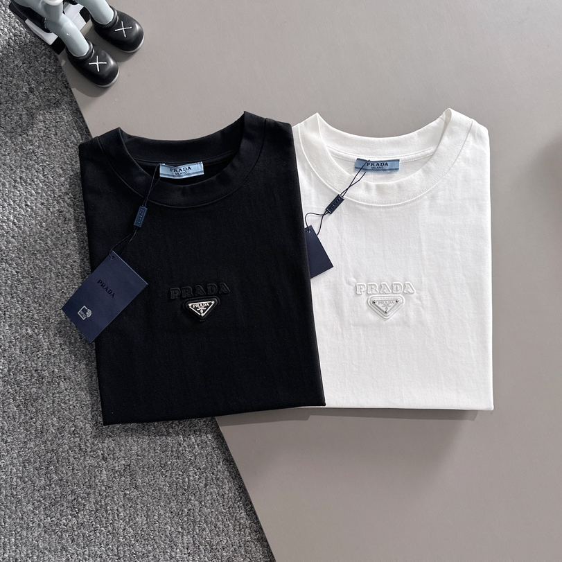 【Prada】プラダ 2025年春夏新作 ブラック/ホワイト 半袖 T138054