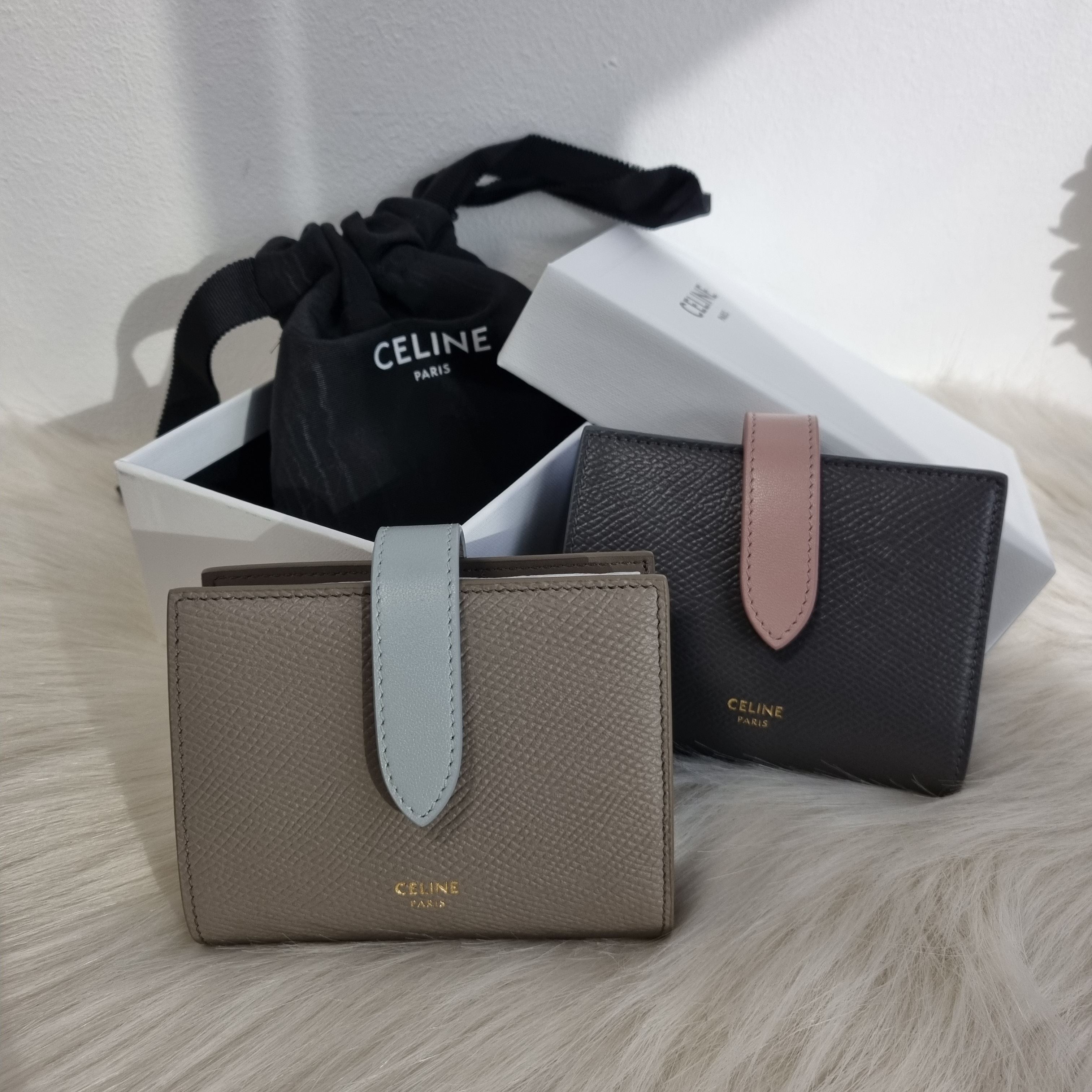 VIPセール☆直営店買付☆CELINE スモール ストラップ ウォレット