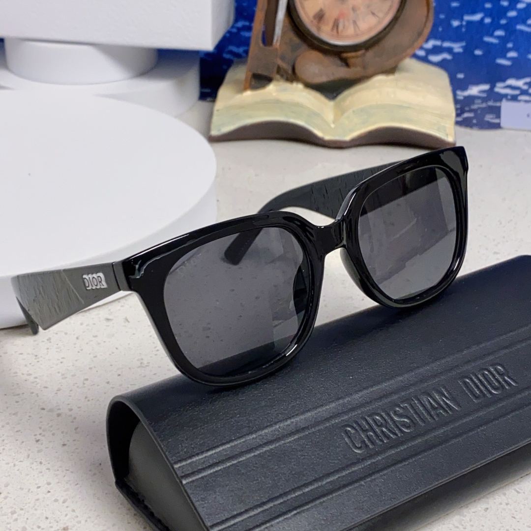 【男女兼用】2025S新作 Dior Sunglass · ディオール サングラス DiorB27 S3F