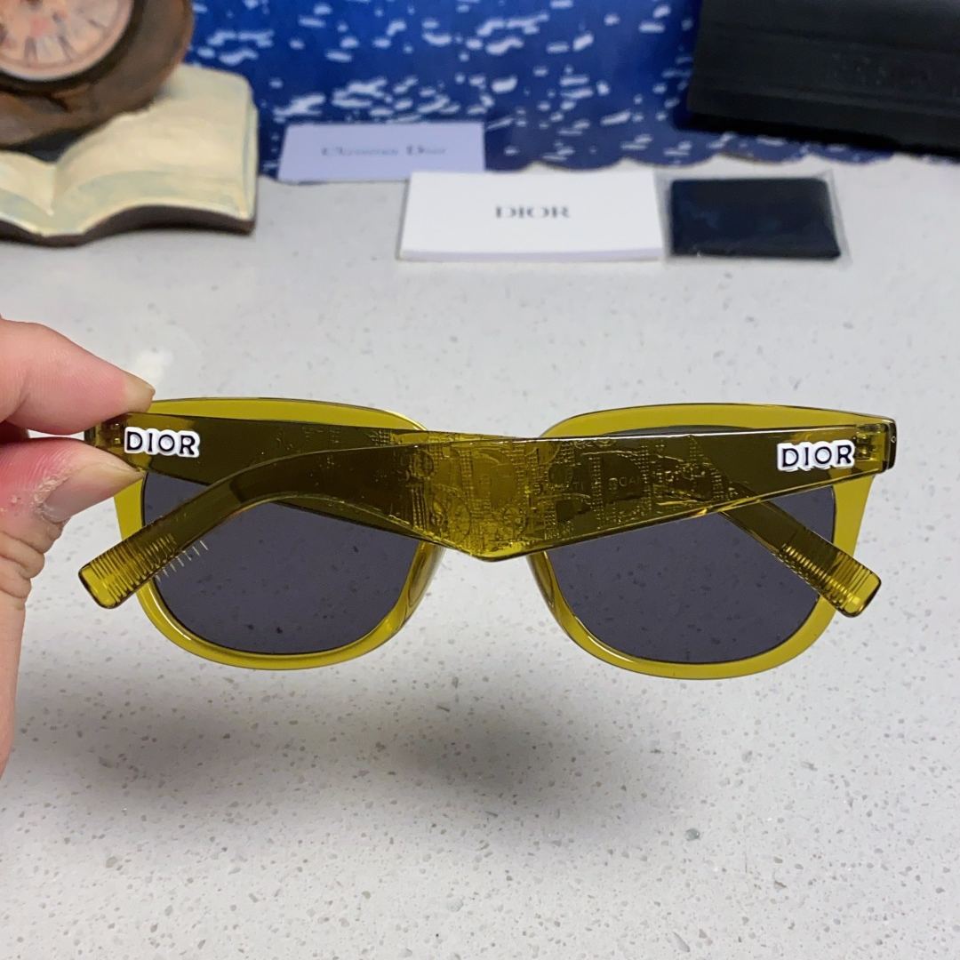 【男女兼用】2025S新作 Dior Sunglass · ディオール サングラス DiorB27 S3F