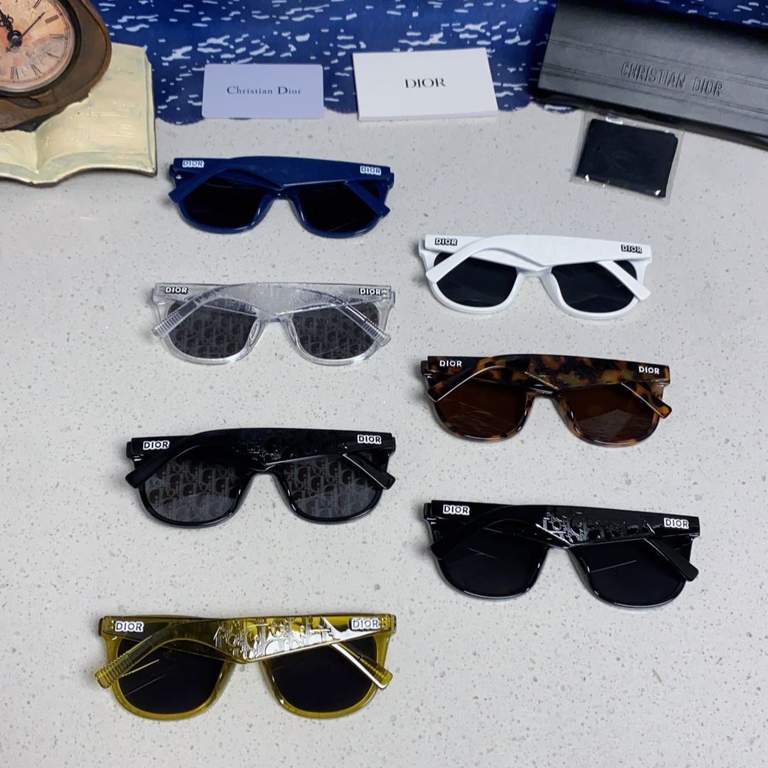 【男女兼用】2025S新作 Dior Sunglass · ディオール サングラス DiorB27 S3F