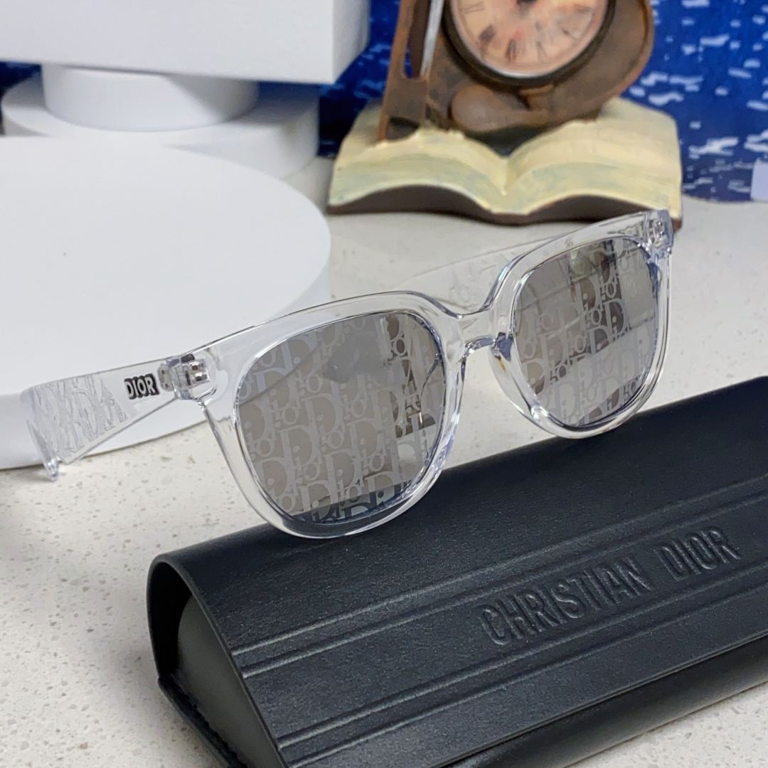 【男女兼用】2025S新作 Dior Sunglass · ディオール サングラス DiorB27 S3F