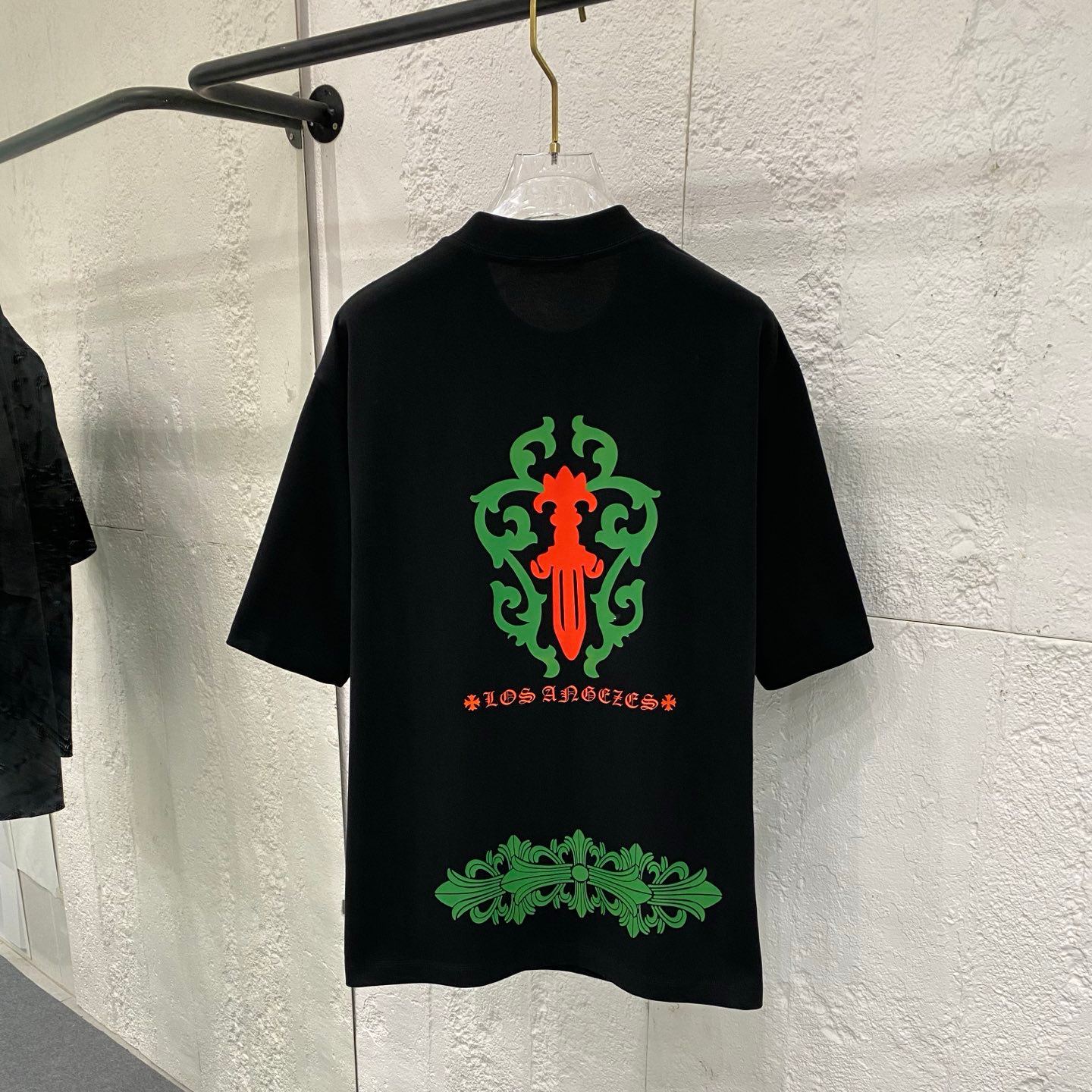 【ストリート感抜群】Chrome Hearts/クロムハーツ 2026夏限定 クロスデザイン半袖Tシャツ ブラック/ホワイト HT-26S08