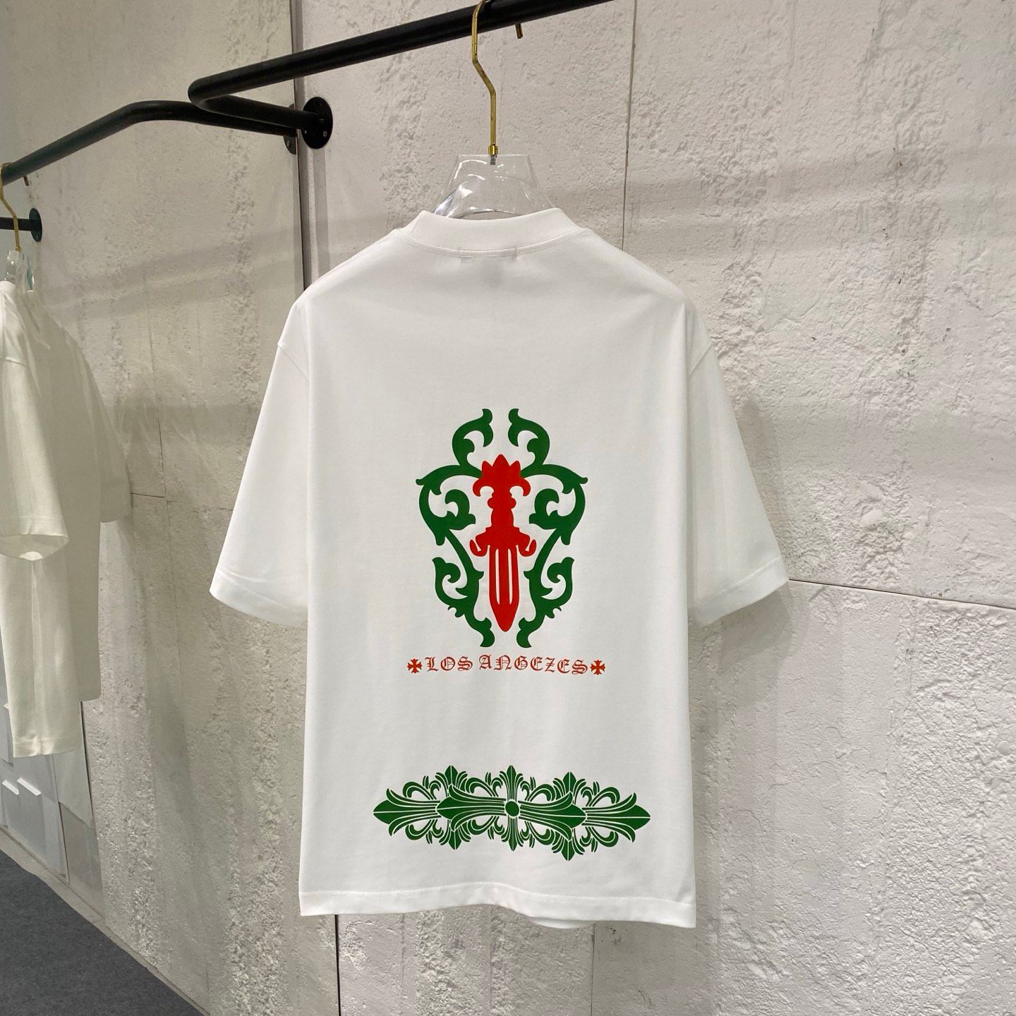 【ストリート感抜群】Chrome Hearts/クロムハーツ 2026夏限定 クロスデザイン半袖Tシャツ ブラック/ホワイト HT-26S08
