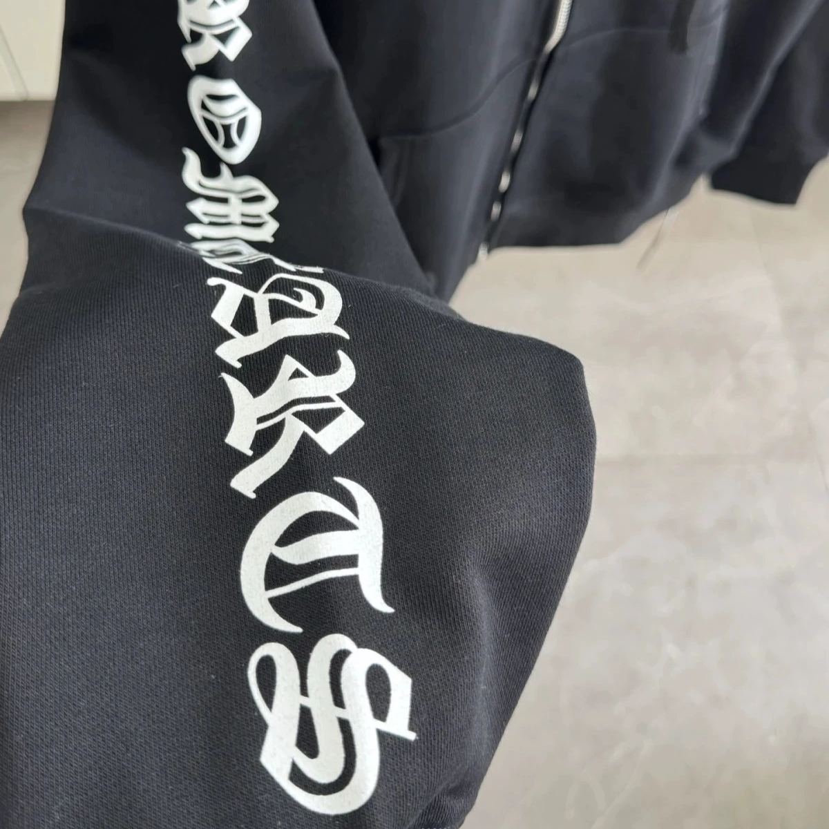 【クロムハーツ】 Chrome Hearts Zip Up Hoodie クロムハーツ パーカー ブラック【男女兼用】