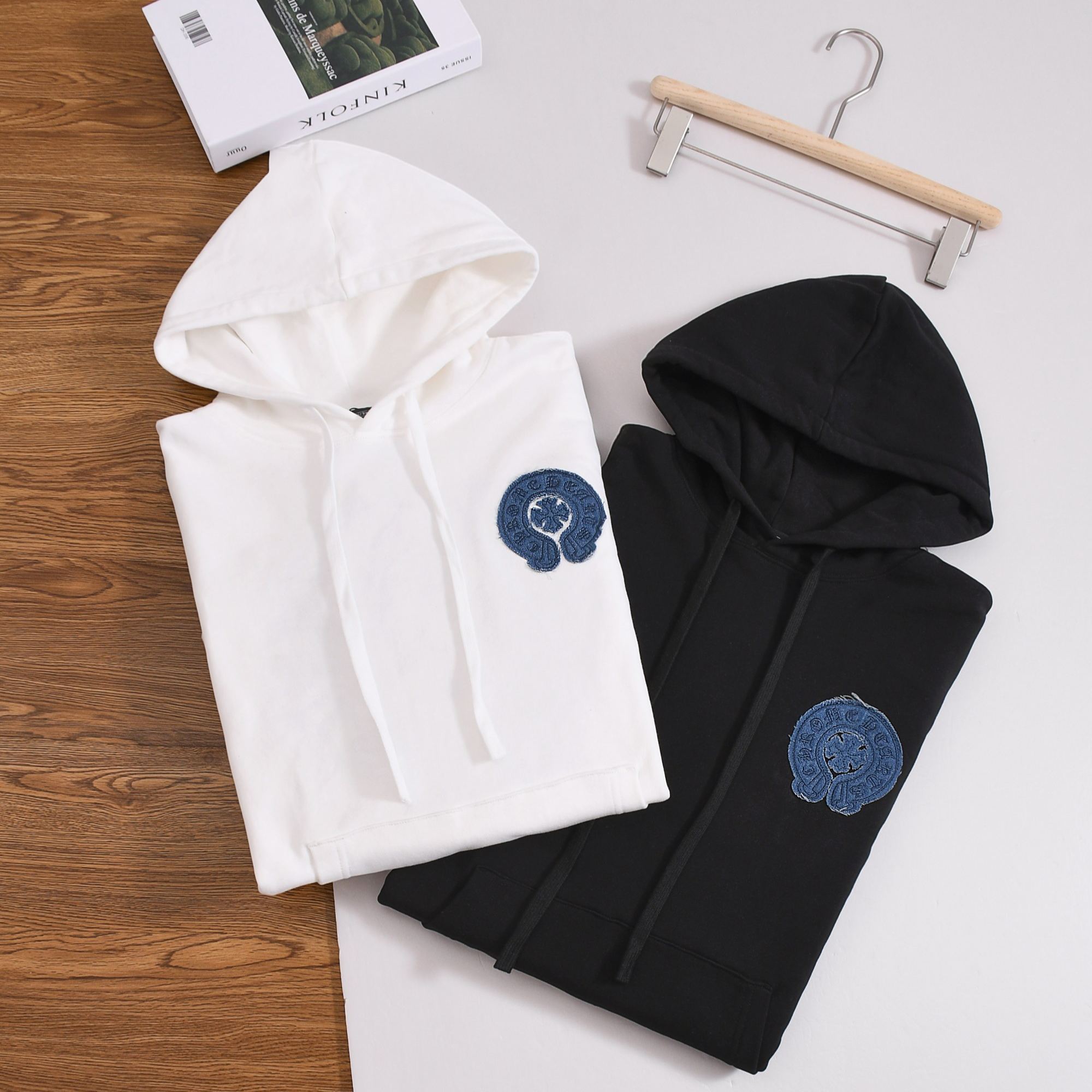 Chrome Hearts ロゴ刺繍プルオーバーパーカー