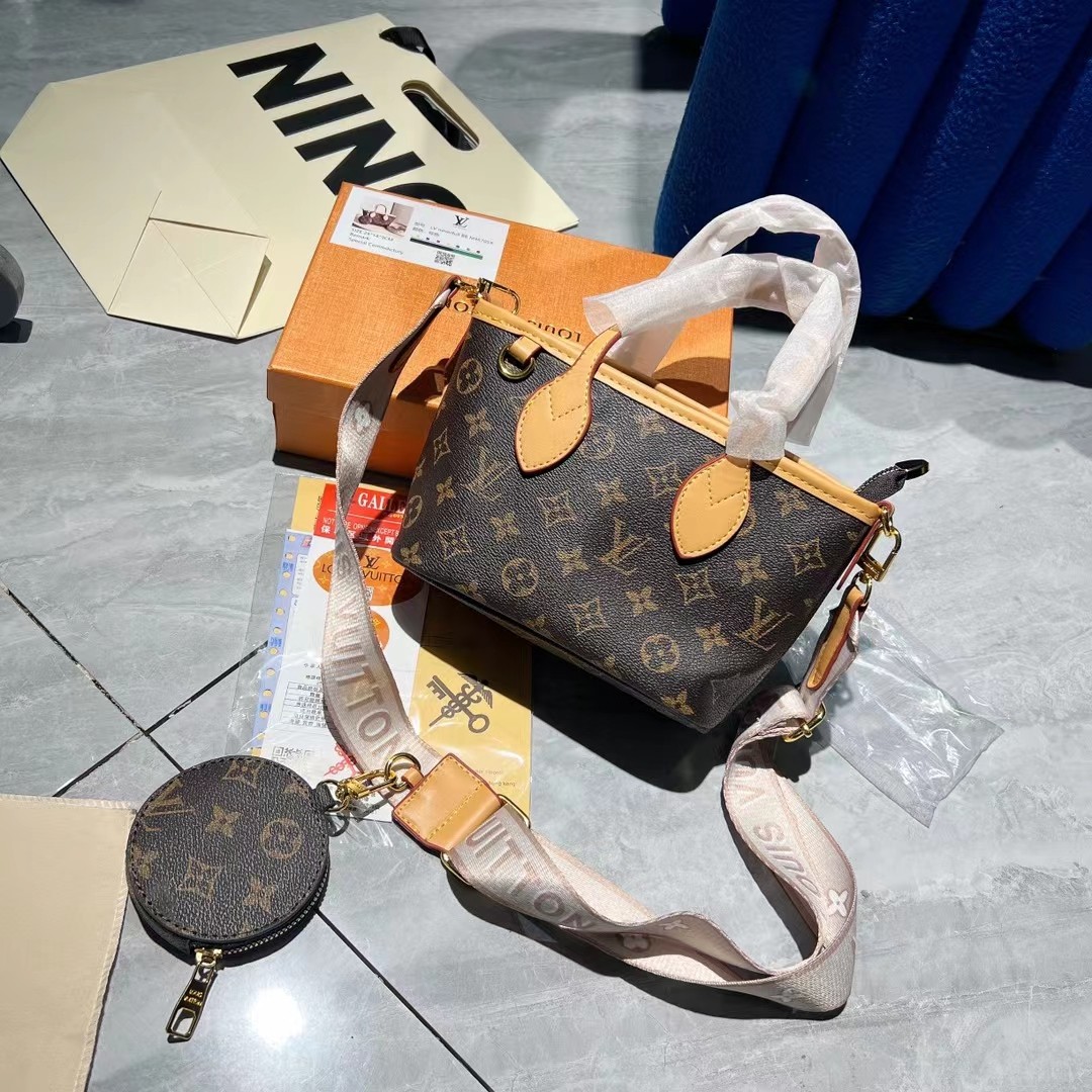 LOUIS VUITTON ネヴァーフルBB トートバッグ ブラウン 開閉式 調節可能 ポーチ付き
