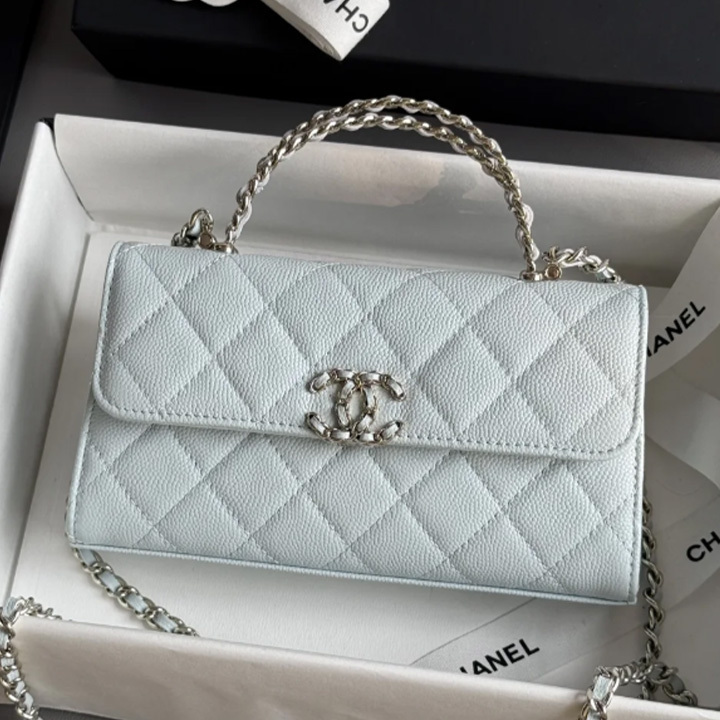 2025新作 *完売必至の限定色*【CHANEL】25S kelly ショルダーバッグ
