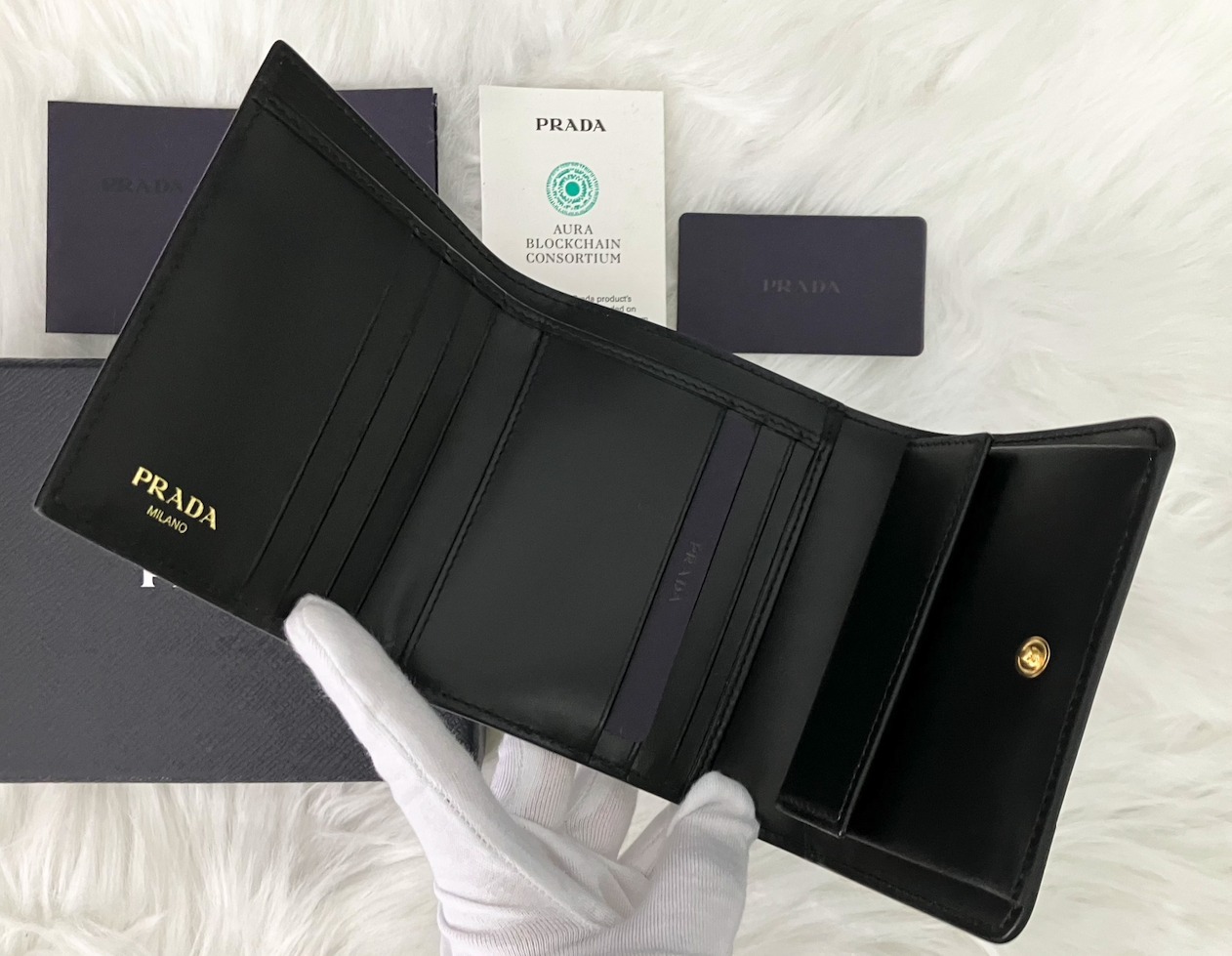 【PRADA】VIPセール ♪ Bifold Wallet 二つ折り財布 ♪