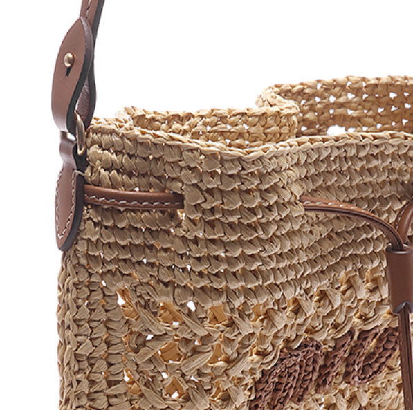 ♦MIUMIU♦かごバッグ☆正規品・安全発送☆