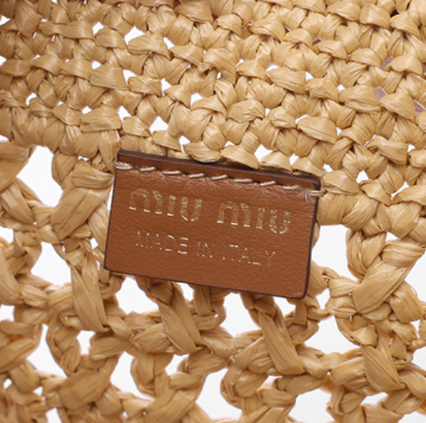 ♦MIUMIU♦かごバッグ☆正規品・安全発送☆