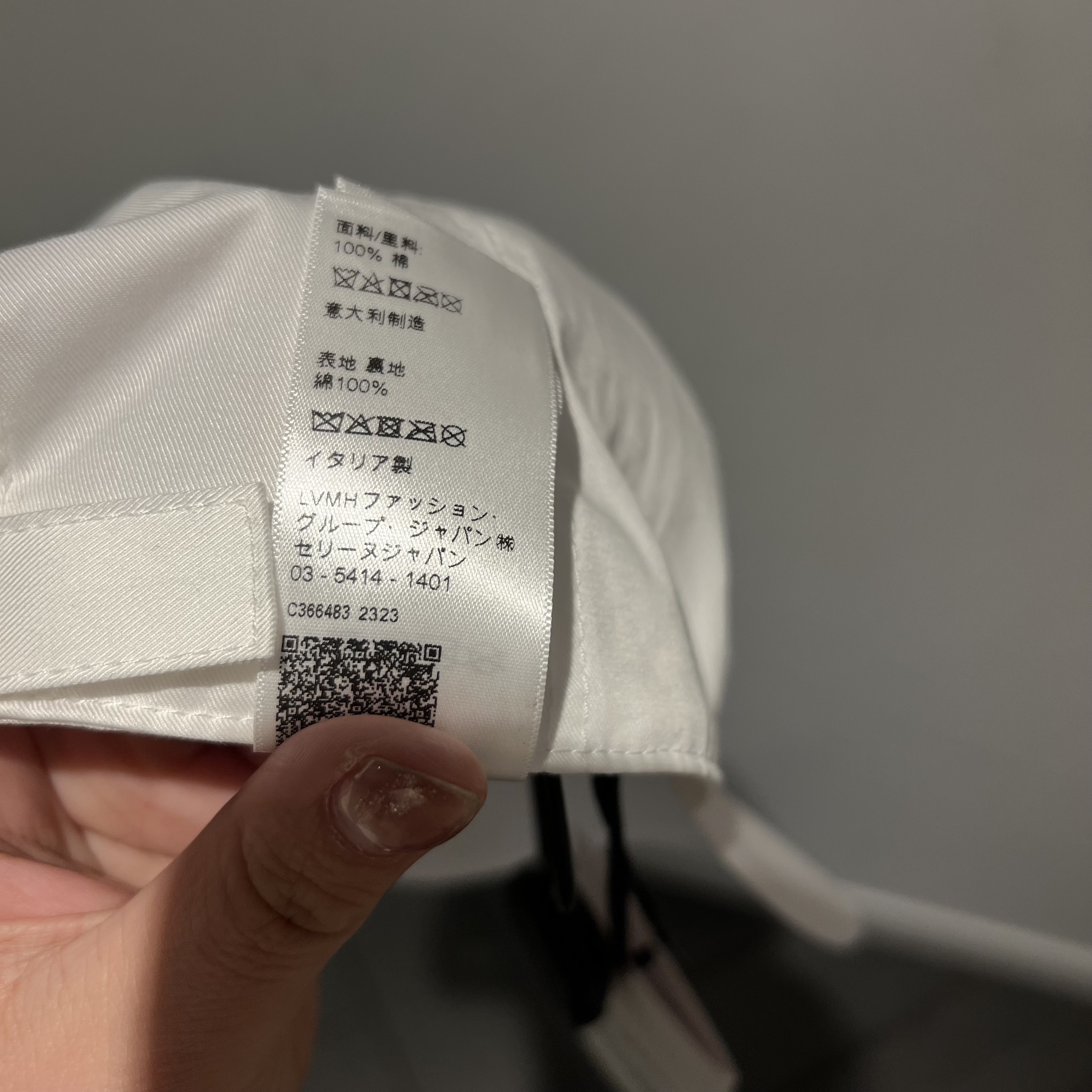 【CELINE】円安こそアウトレットで！ベースボールキャップ ロゴ